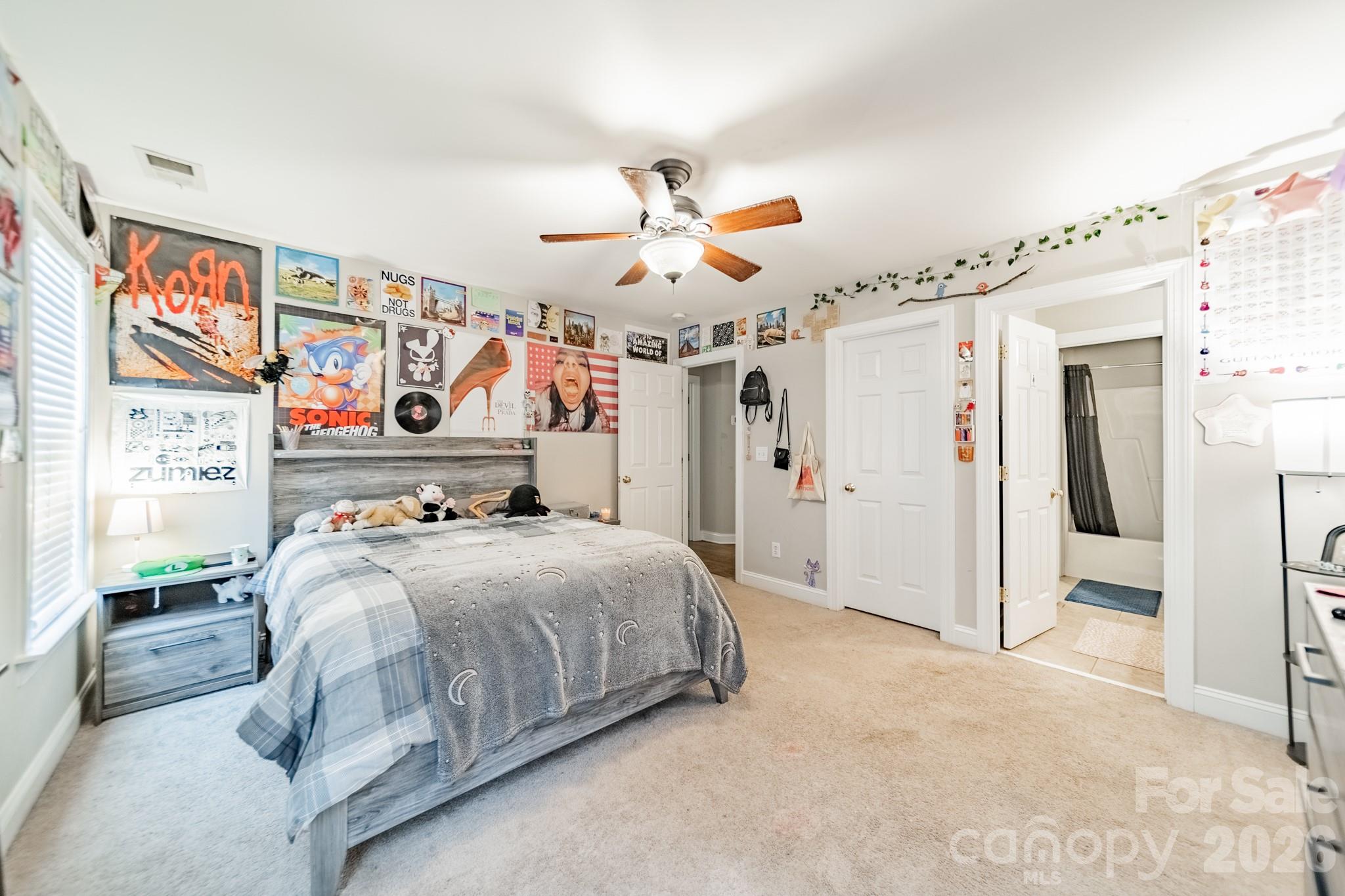 20400 Marblehead Court Property Photo 33