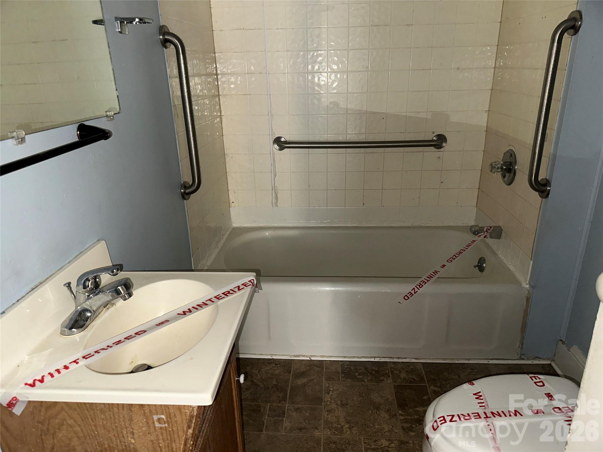 175 Grove Street Property Photo 16