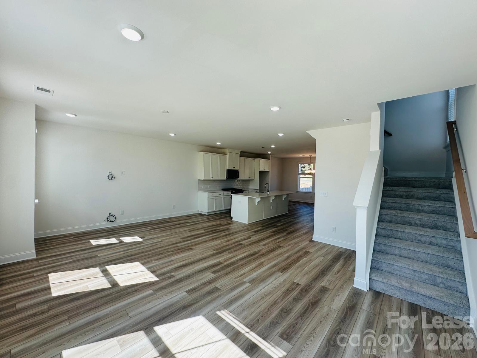 9234 Walnut Hill Road Property Photo 4