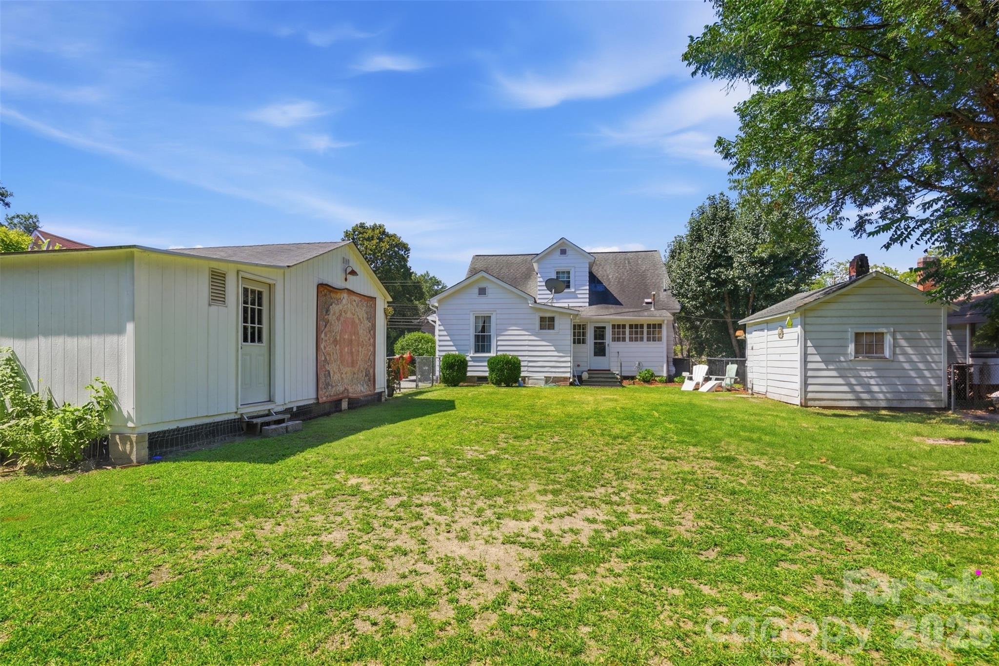 117 Marion Street Property Photo 4