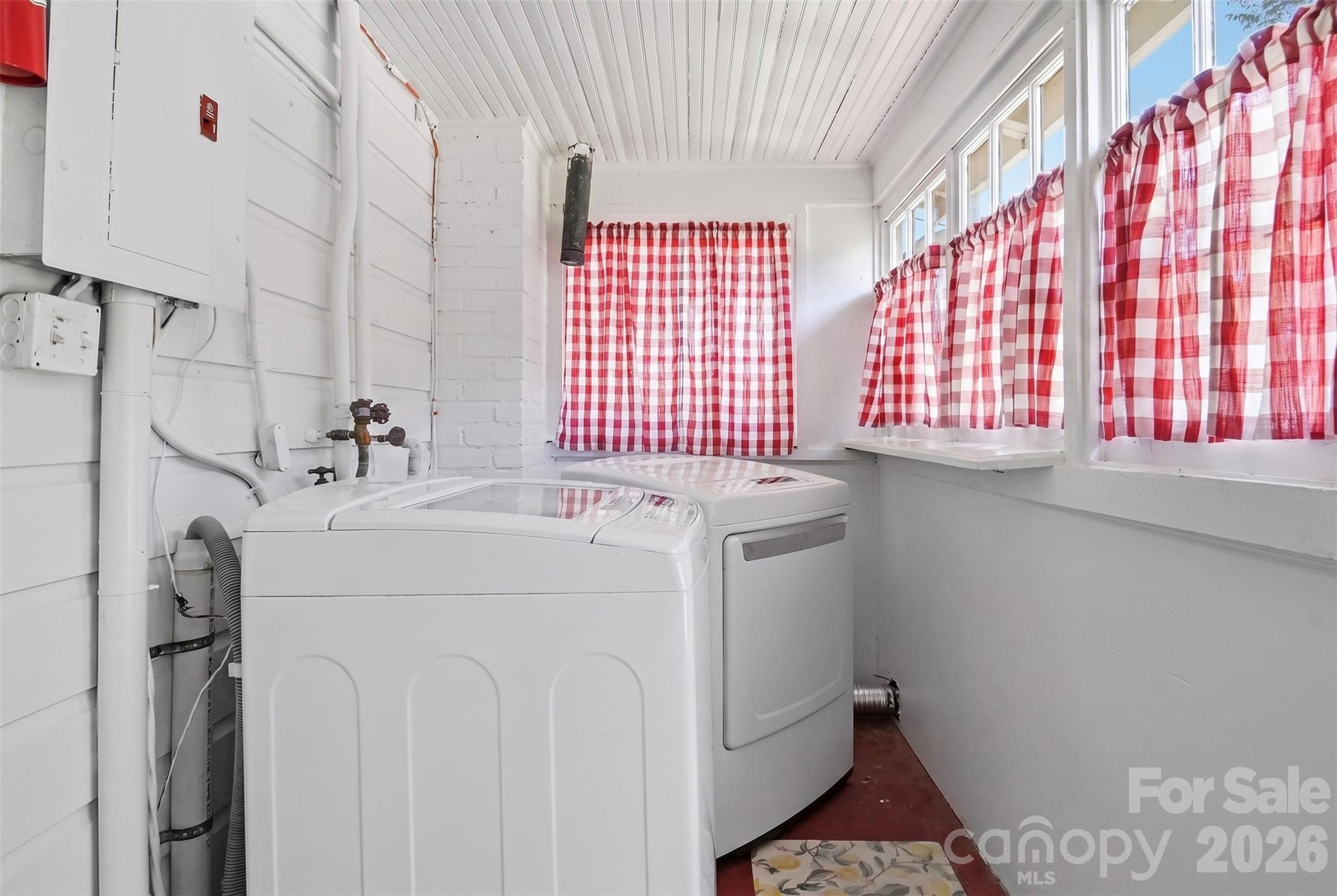117 Marion Street Property Photo 29
