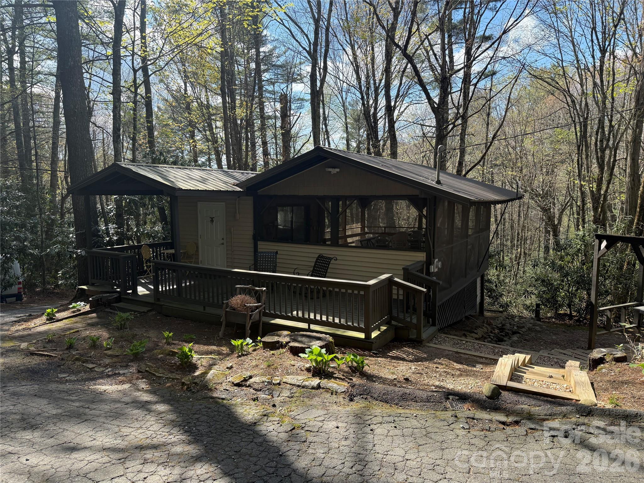 125 Hawks Nest Lane C/1 Property Photo 2