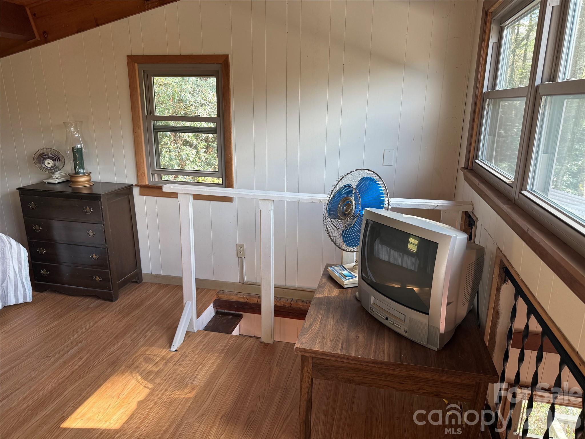 125 Hawks Nest Lane C/1 Property Photo 17