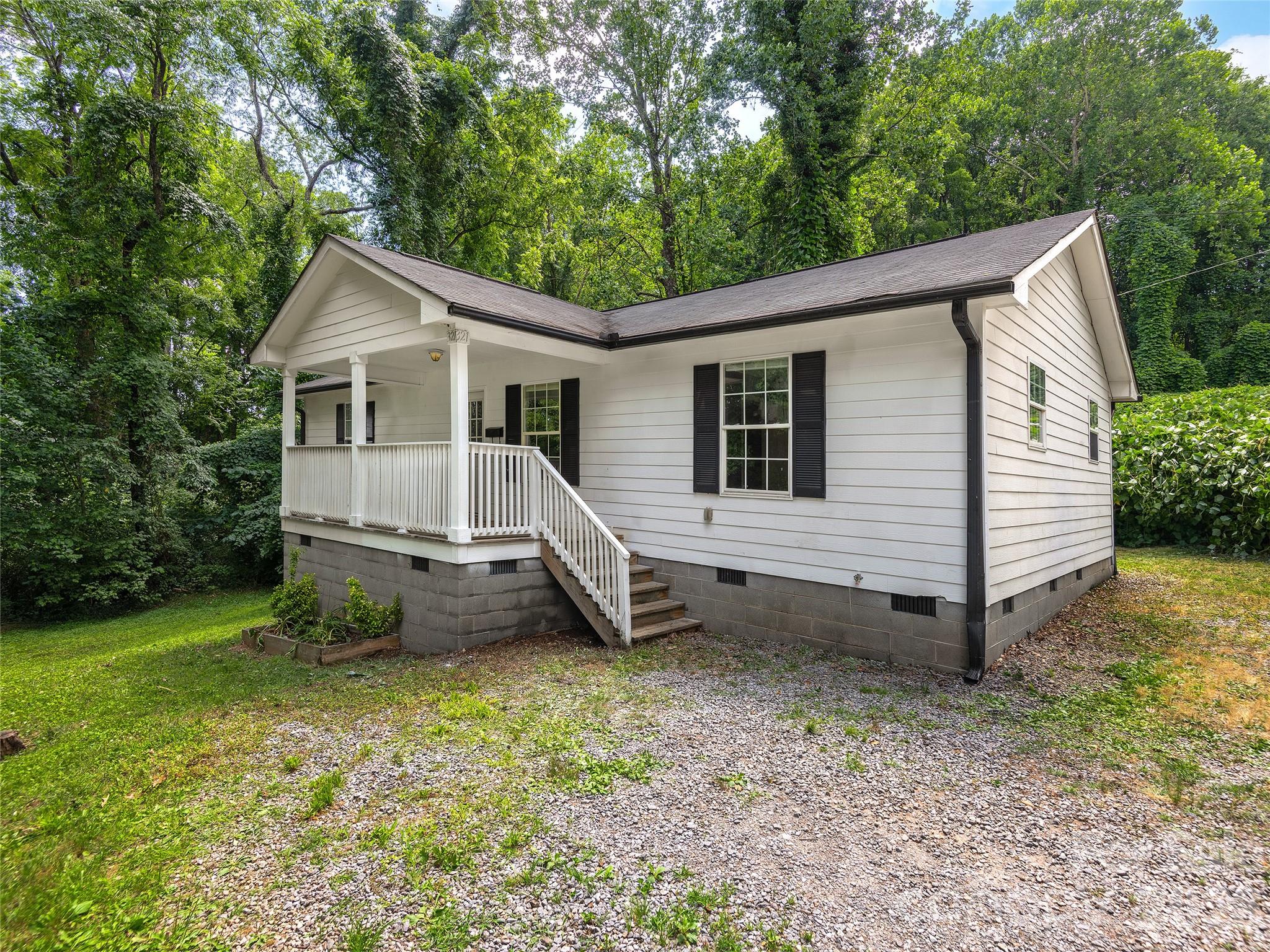 321 Virginia Avenue Property Photo 2