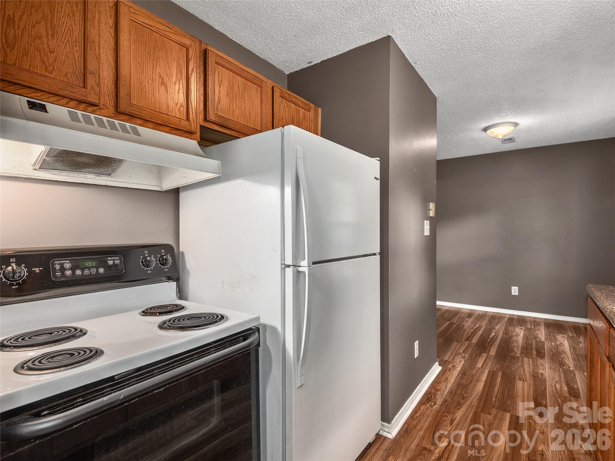 321 Virginia Avenue Property Photo 8