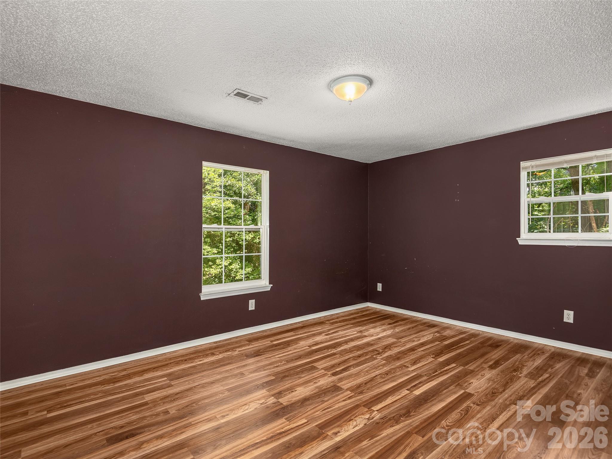 321 Virginia Avenue Property Photo 9