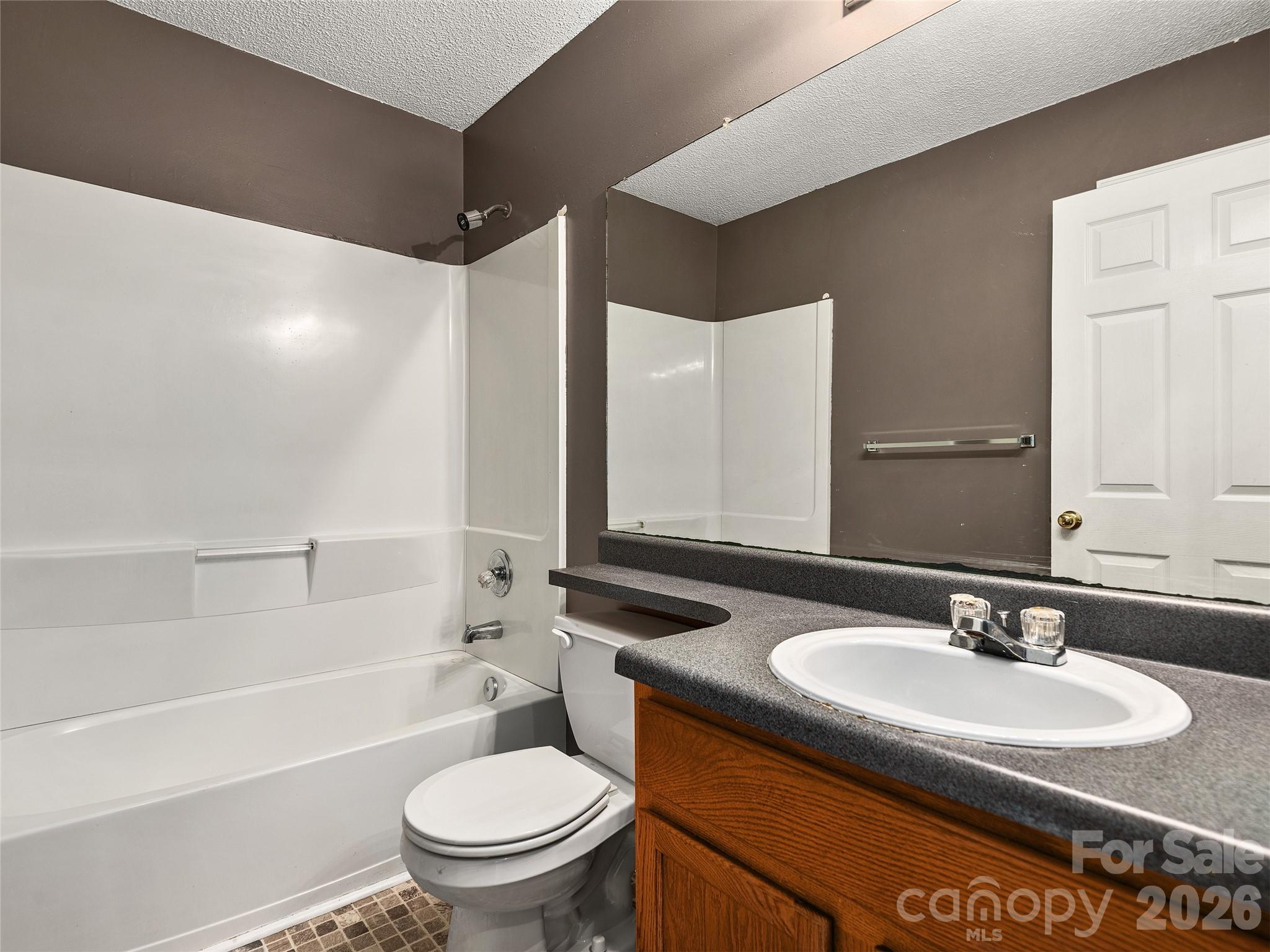 321 Virginia Avenue Property Photo 10