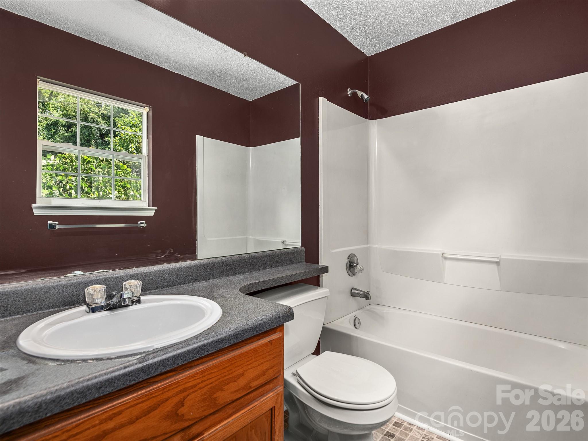 321 Virginia Avenue Property Photo 13
