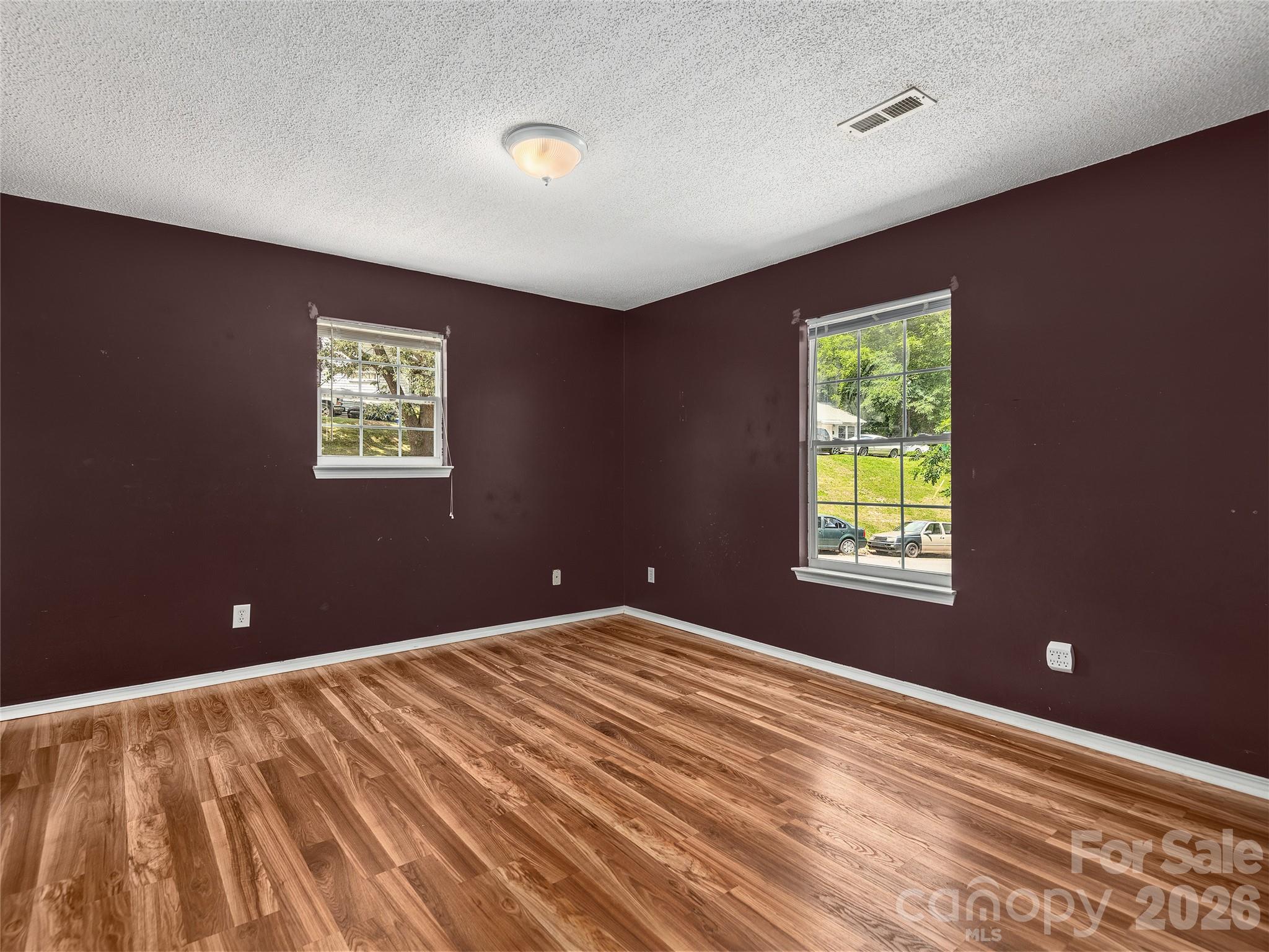 321 Virginia Avenue Property Photo 14