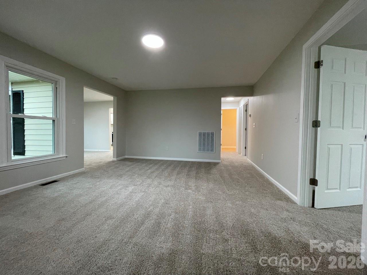 1617 W 4th Avenue Property Photo 14