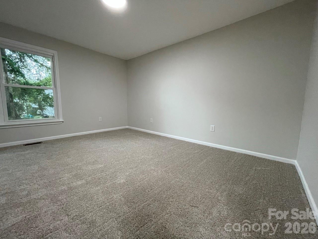 1617 W 4th Avenue Property Photo 18
