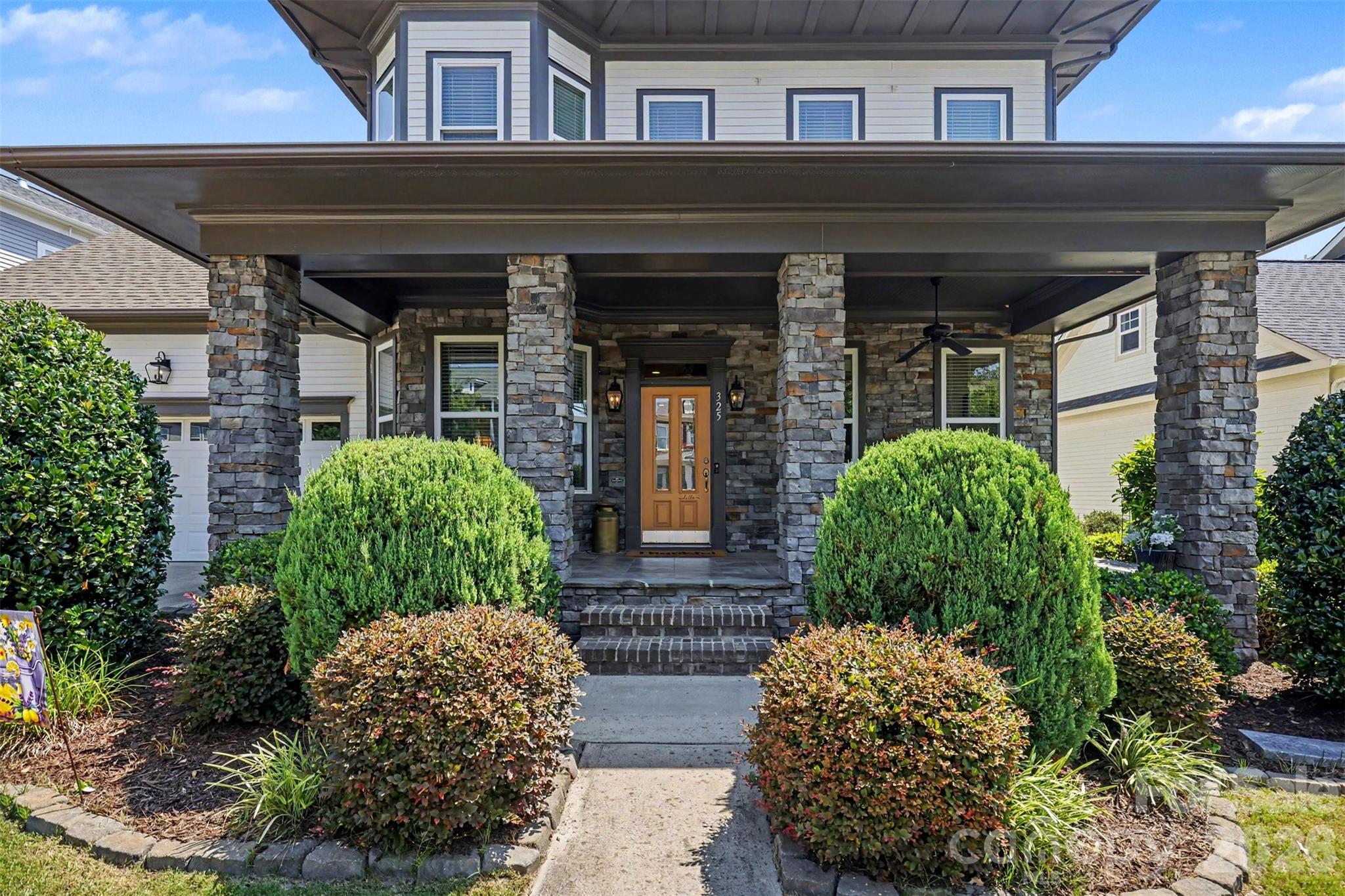 325 Sensibility Circle Property Photo 3