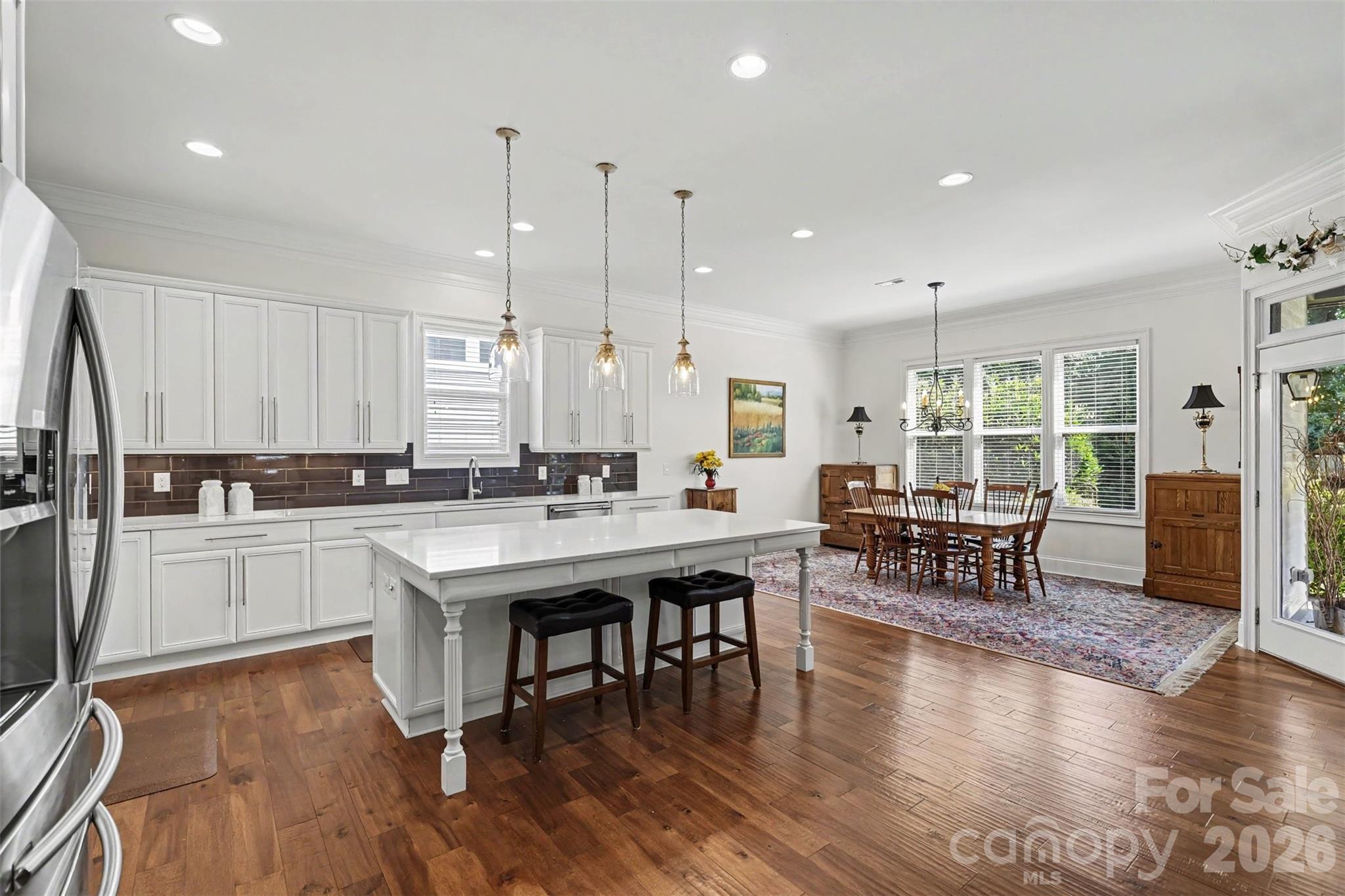 325 Sensibility Circle Property Photo 11