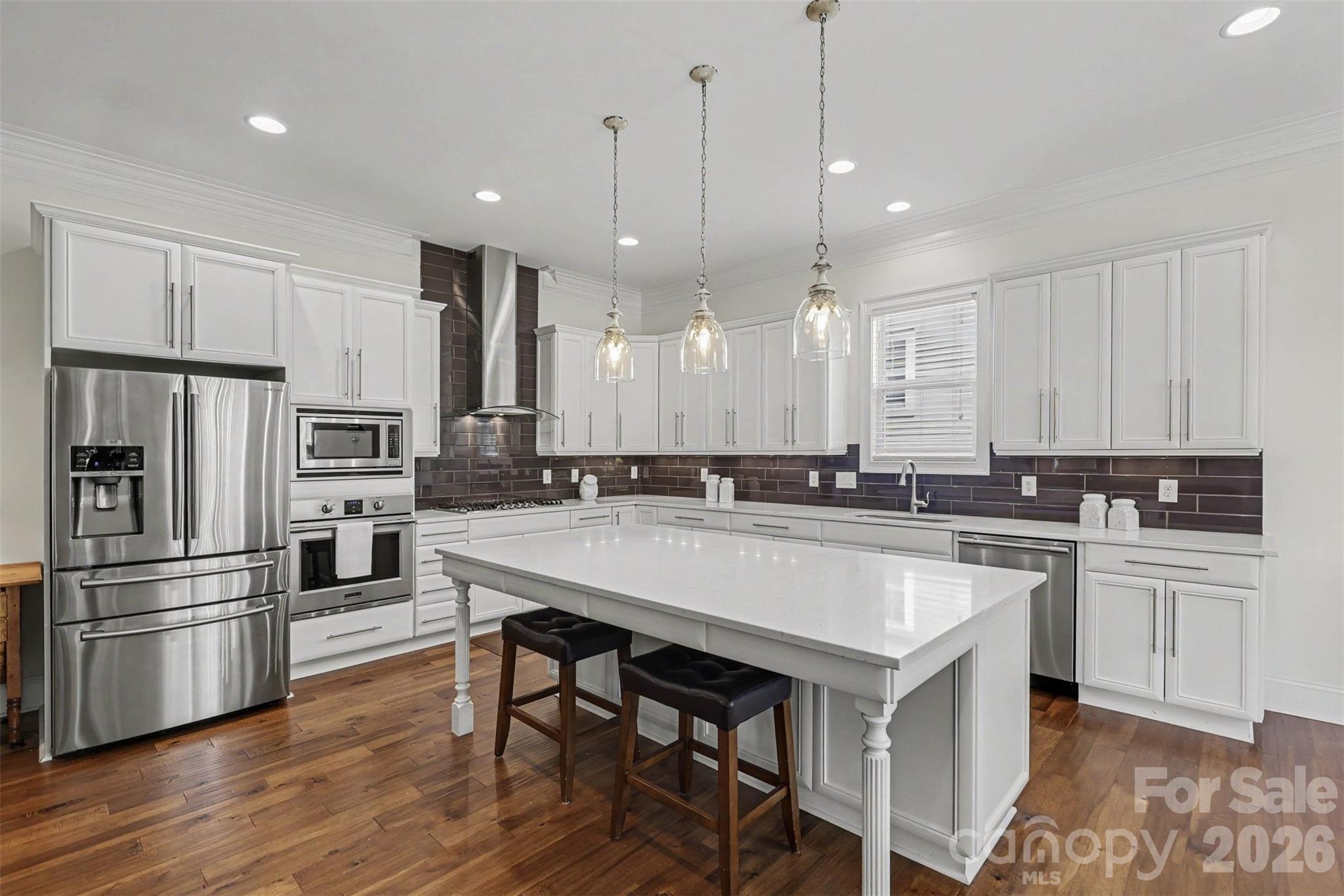 325 Sensibility Circle Property Photo 12