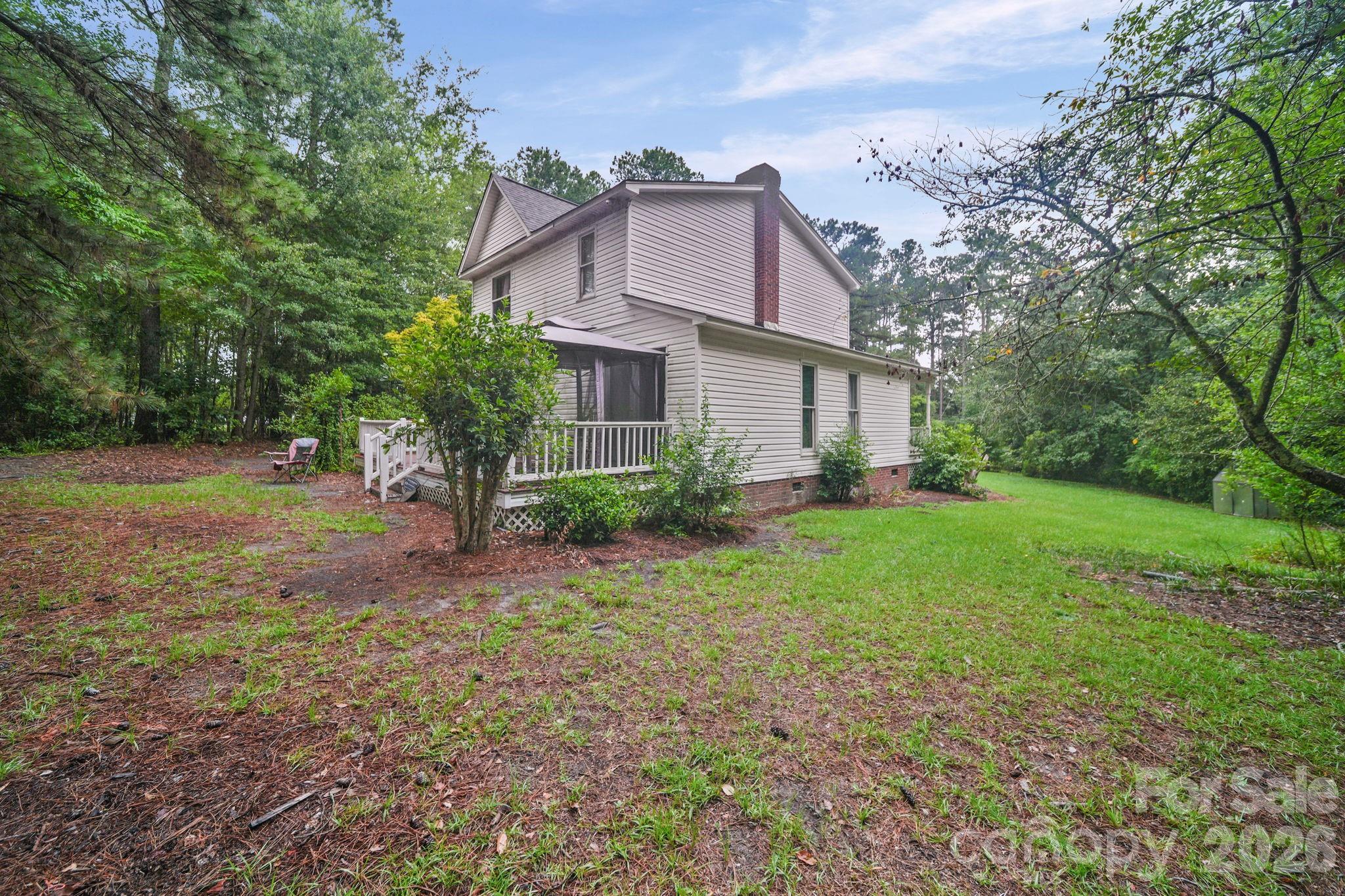 261 Lakeside Drive Property Photo 9