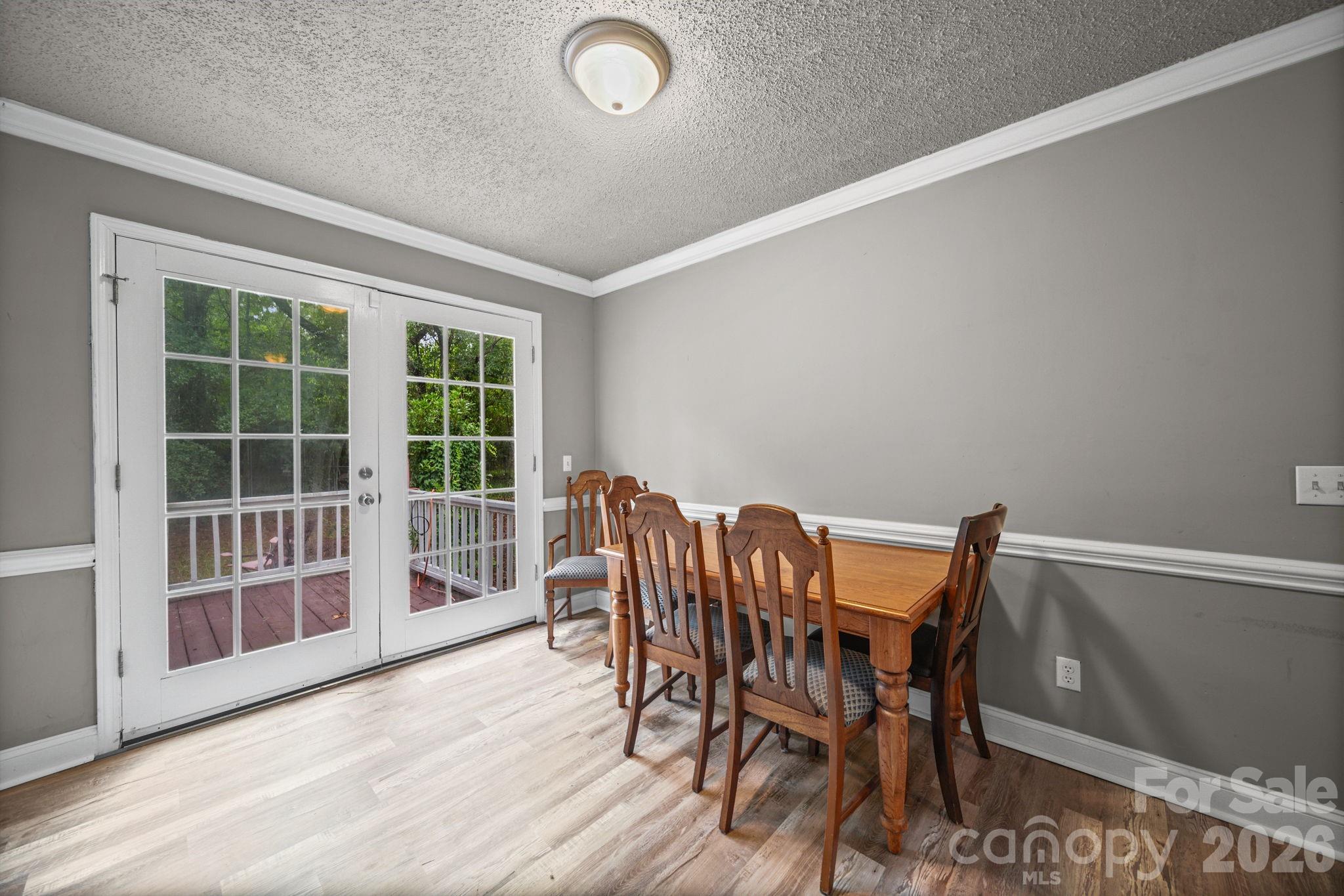 261 Lakeside Drive Property Photo 22