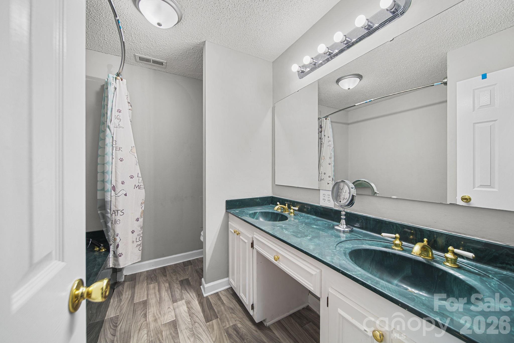 261 Lakeside Drive Property Photo 28