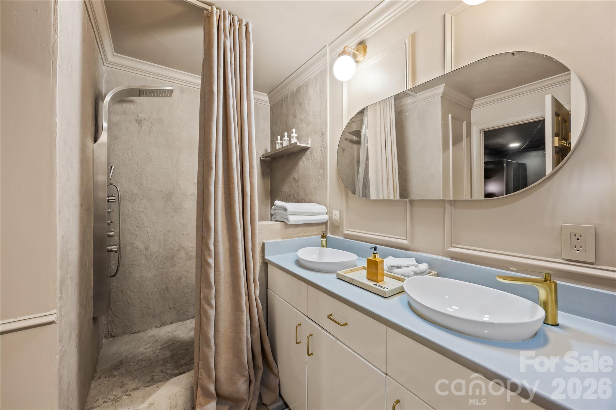 4508 Ivanhoe Place Property Photo 22