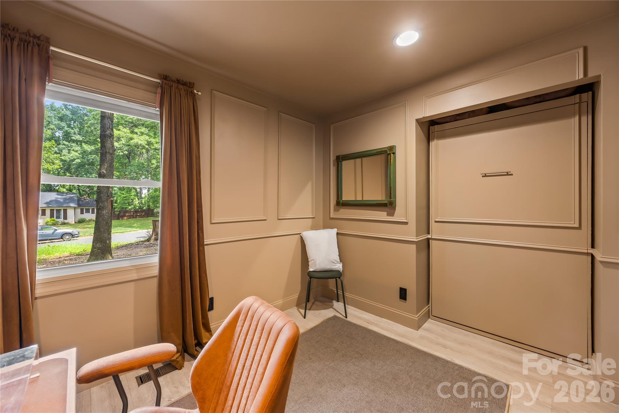 4508 Ivanhoe Place Property Photo 24