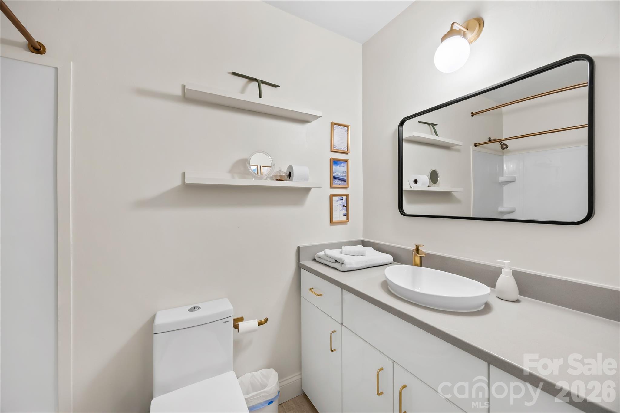 4508 Ivanhoe Place Property Photo 30