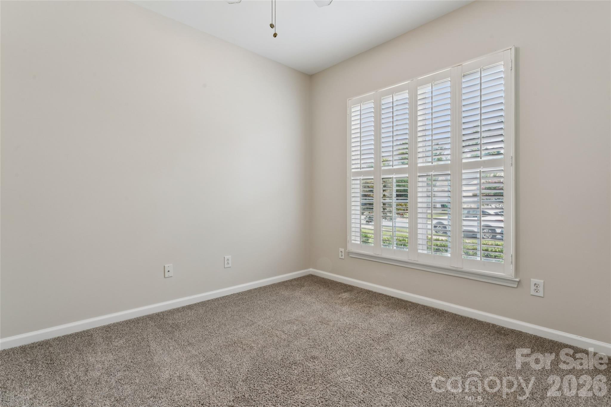 8426 Heron Glen Drive Property Photo 8