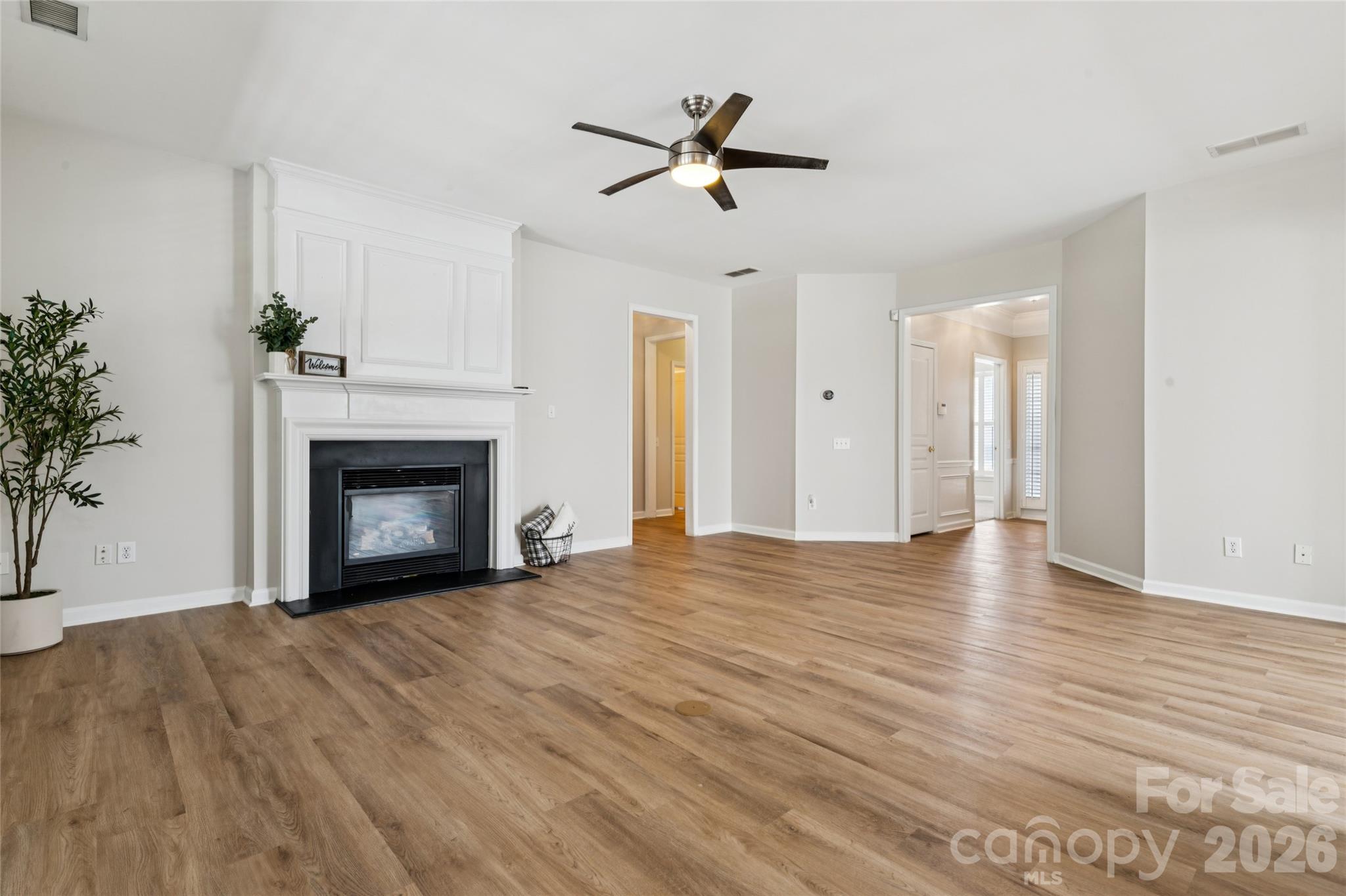 8426 Heron Glen Drive Property Photo 11