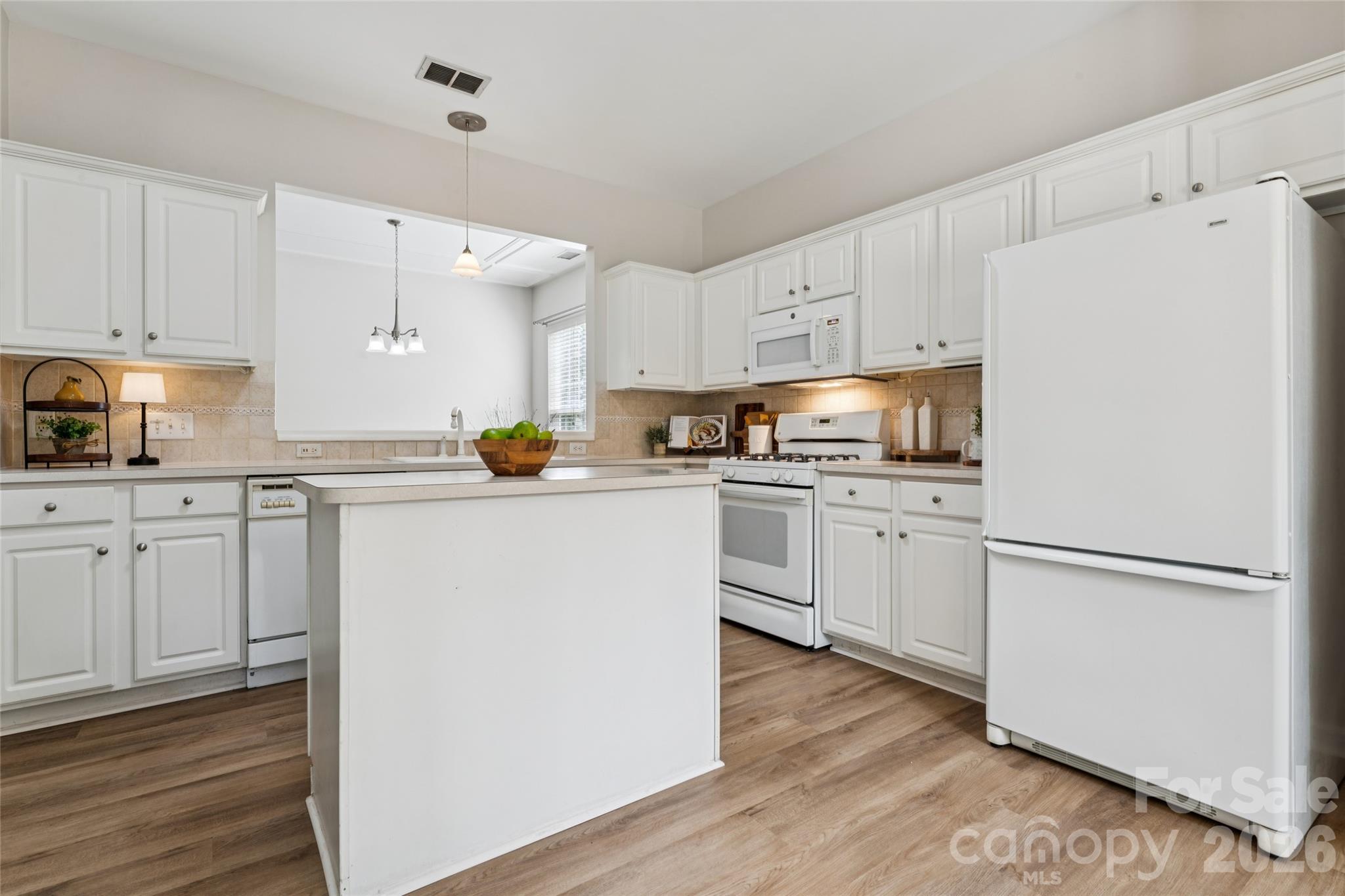 8426 Heron Glen Drive Property Photo 21
