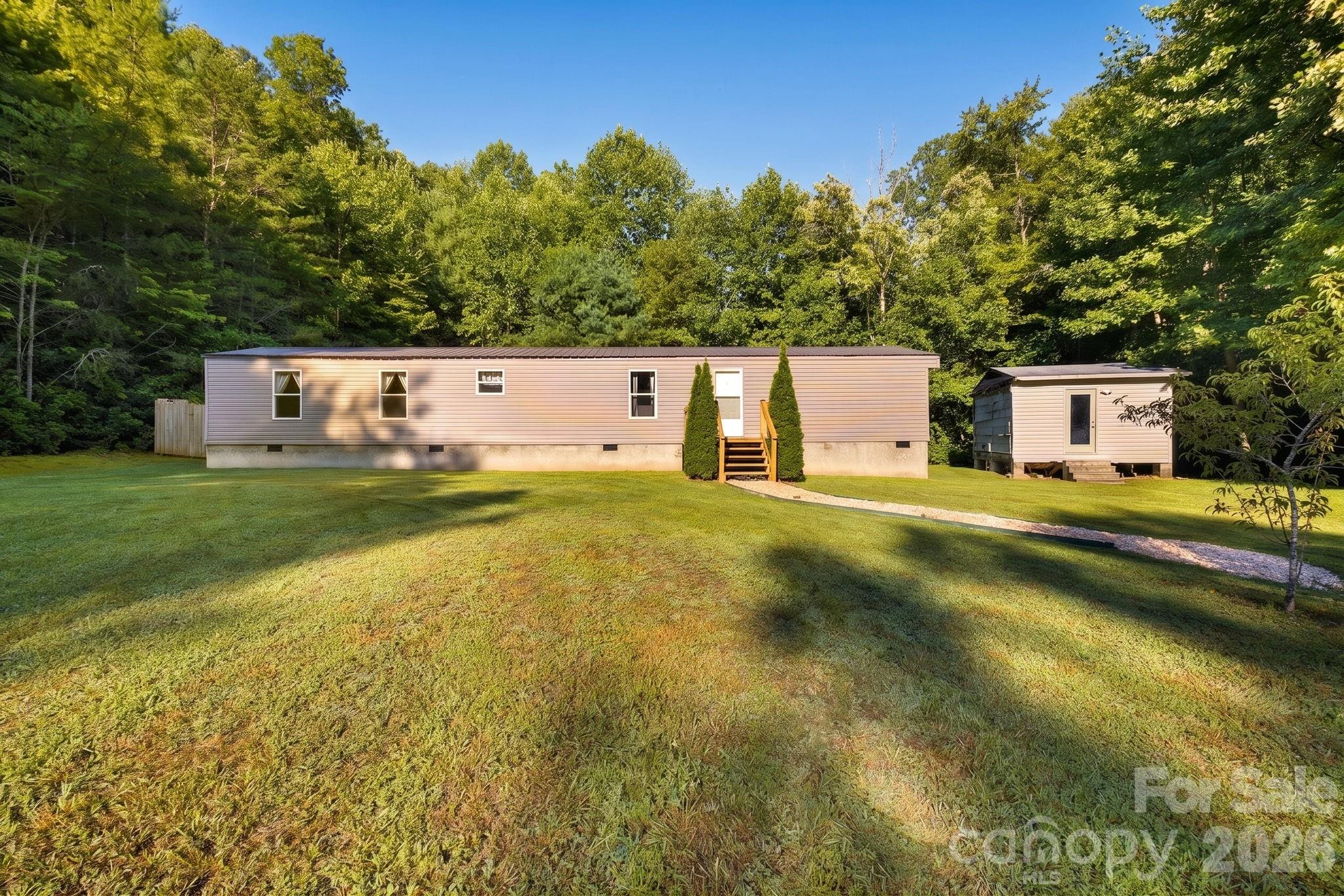 125 Ice Hollow Road Property Photo 1