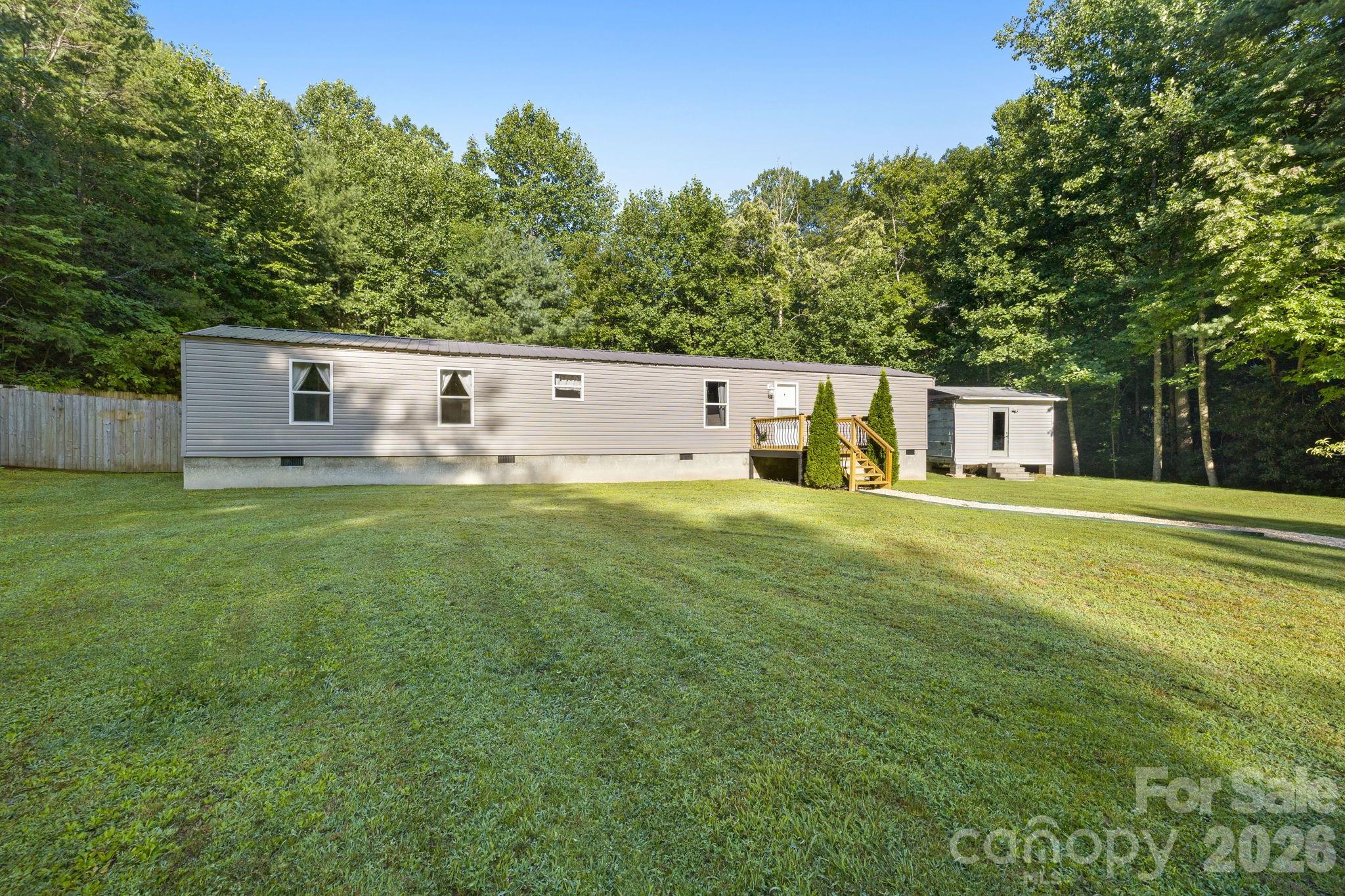 125 Ice Hollow Road Property Photo 3