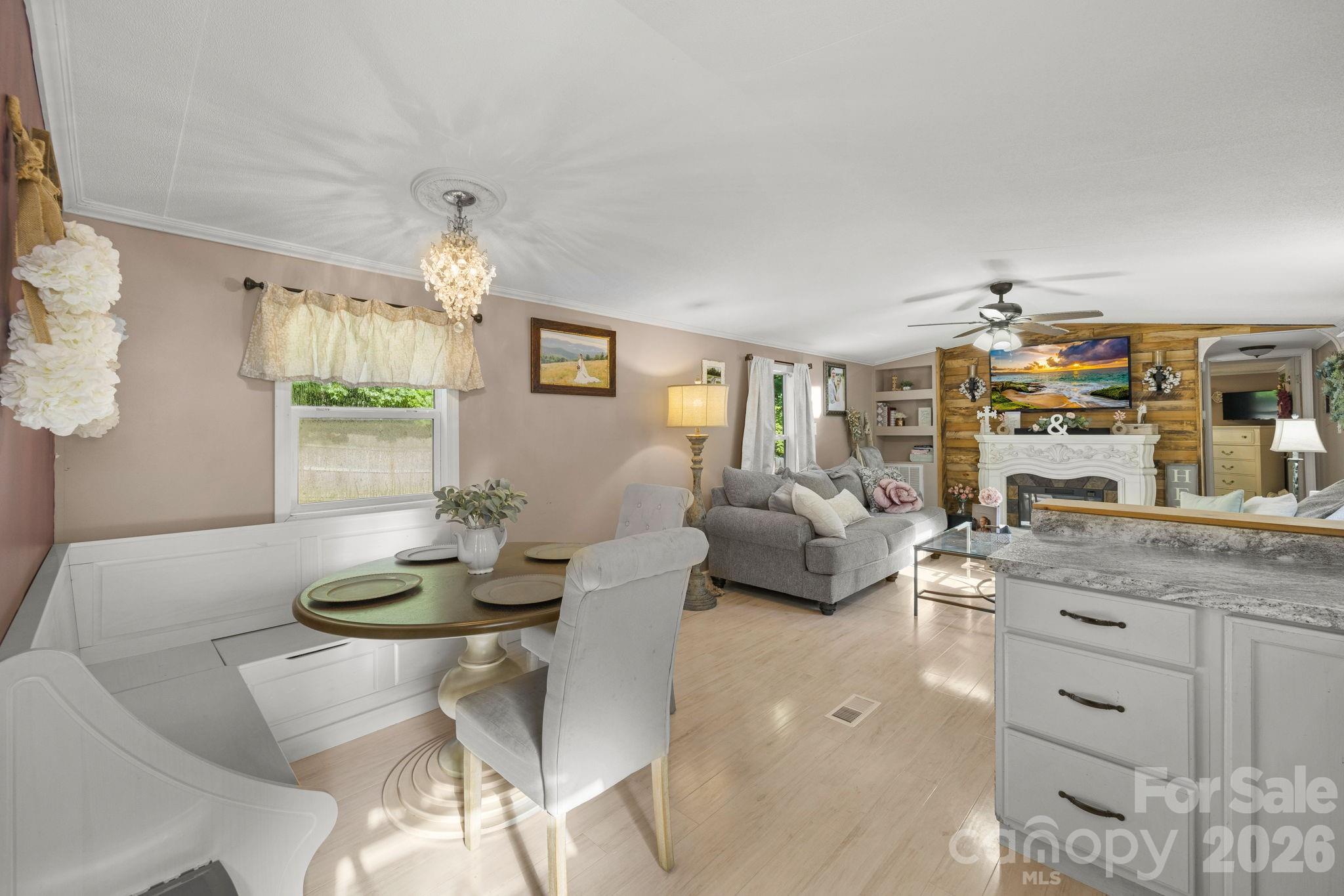 125 Ice Hollow Road Property Photo 5