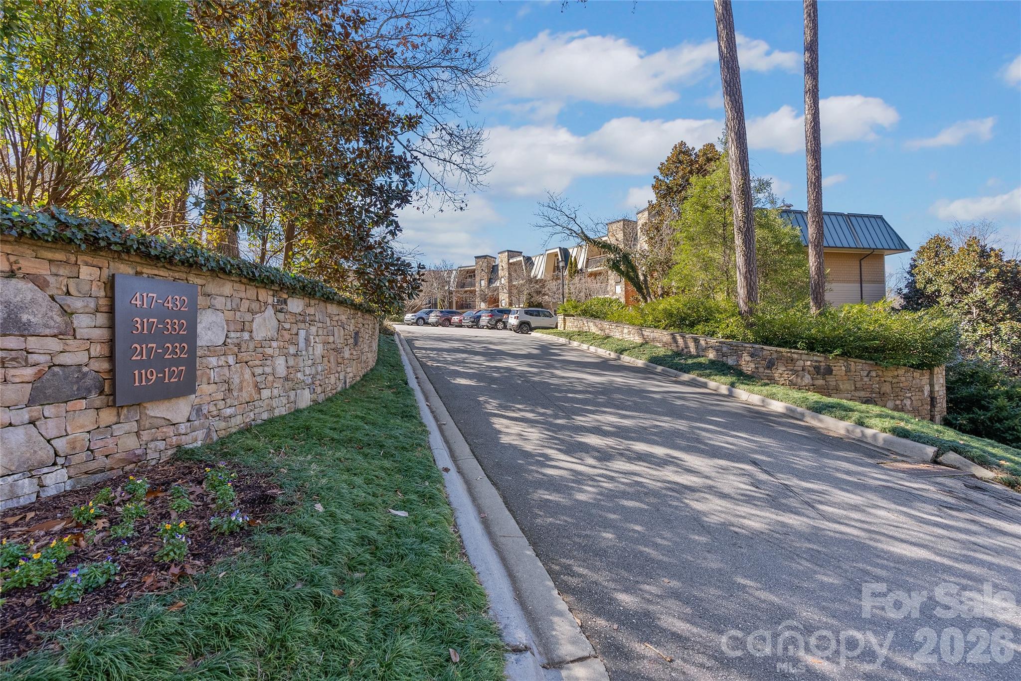 325 Bowling Park Road Property Photo 2