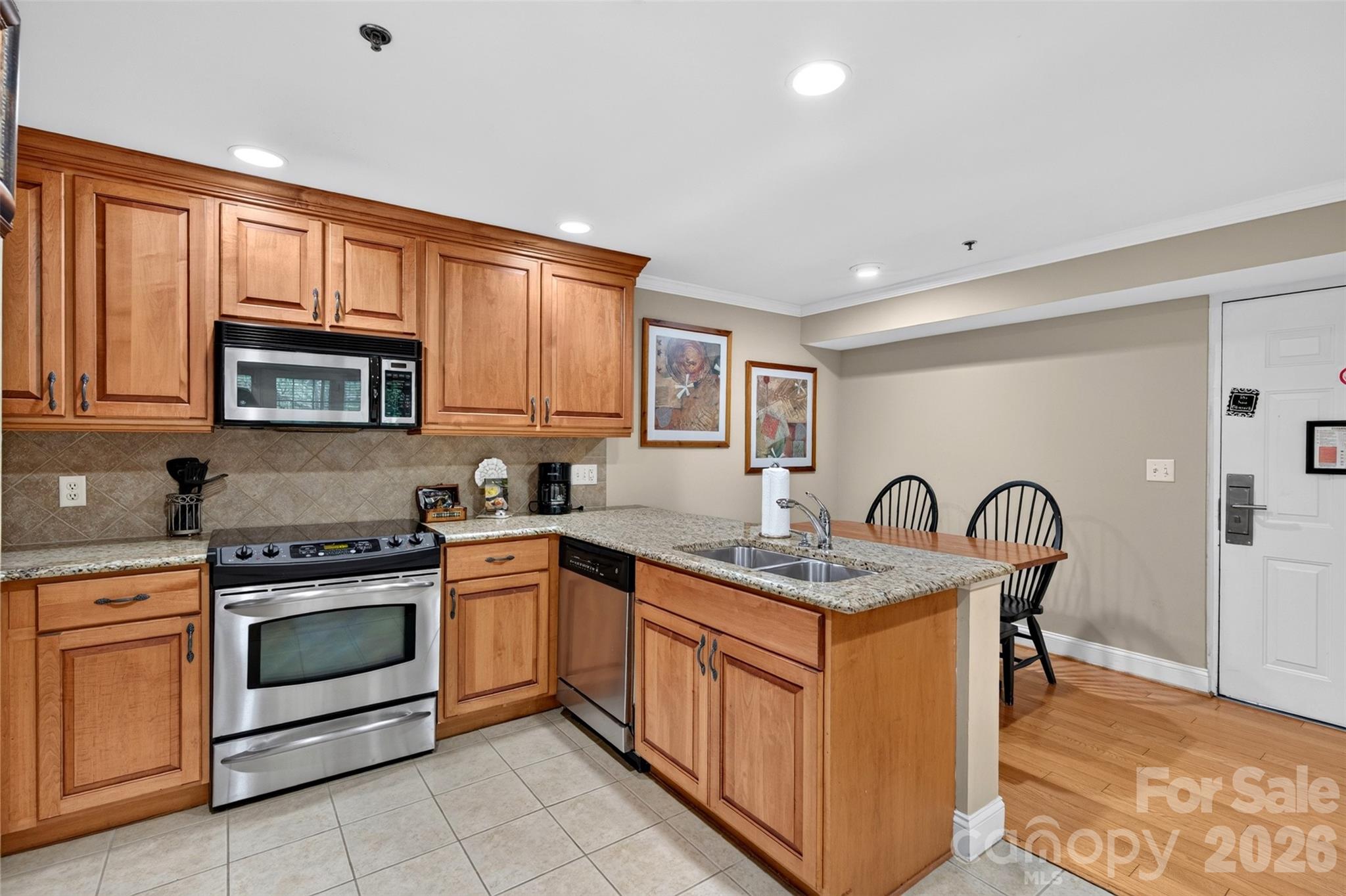325 Bowling Park Road Property Photo 12