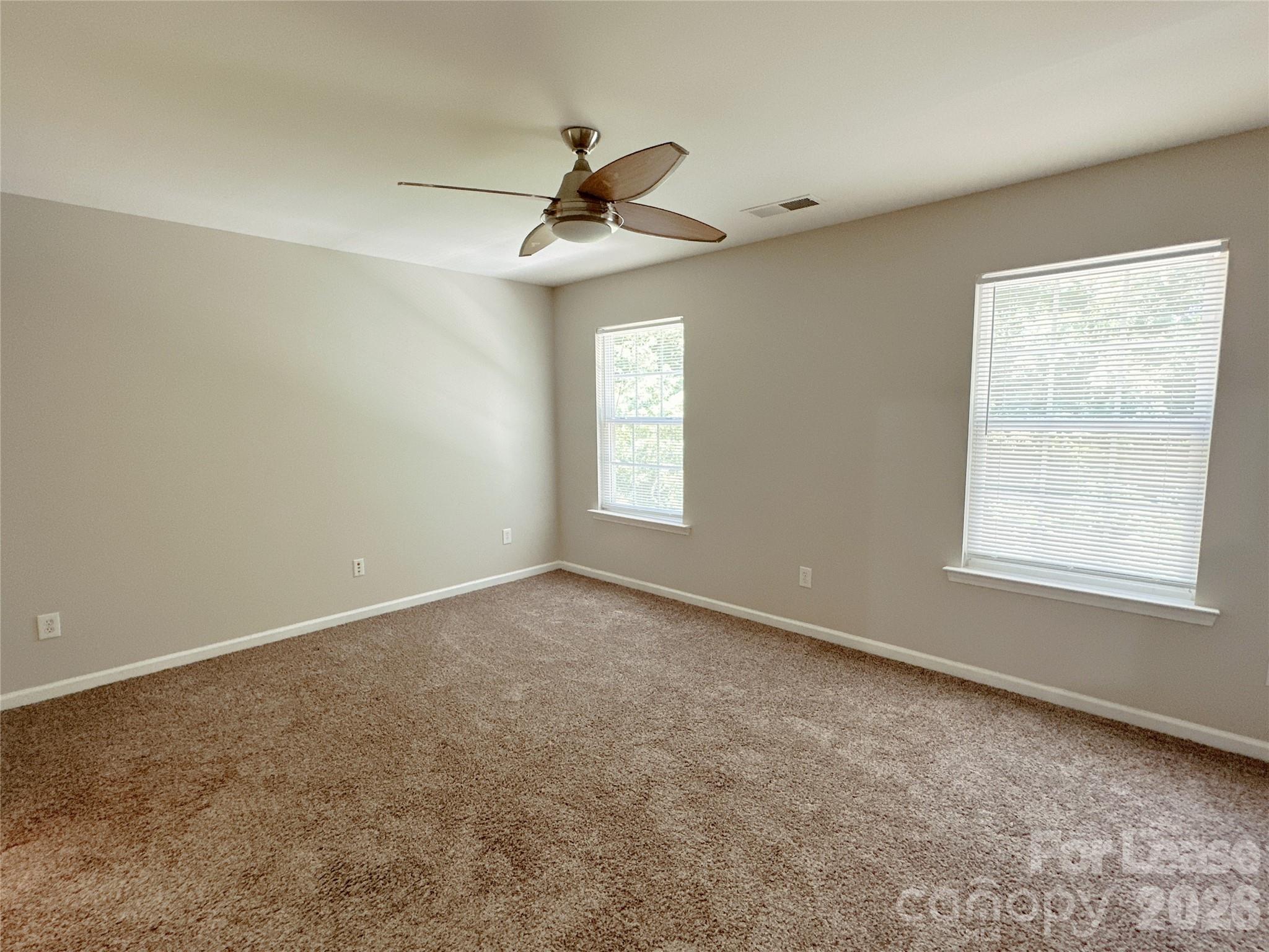 7629 Abigail Glen Drive Property Photo 10