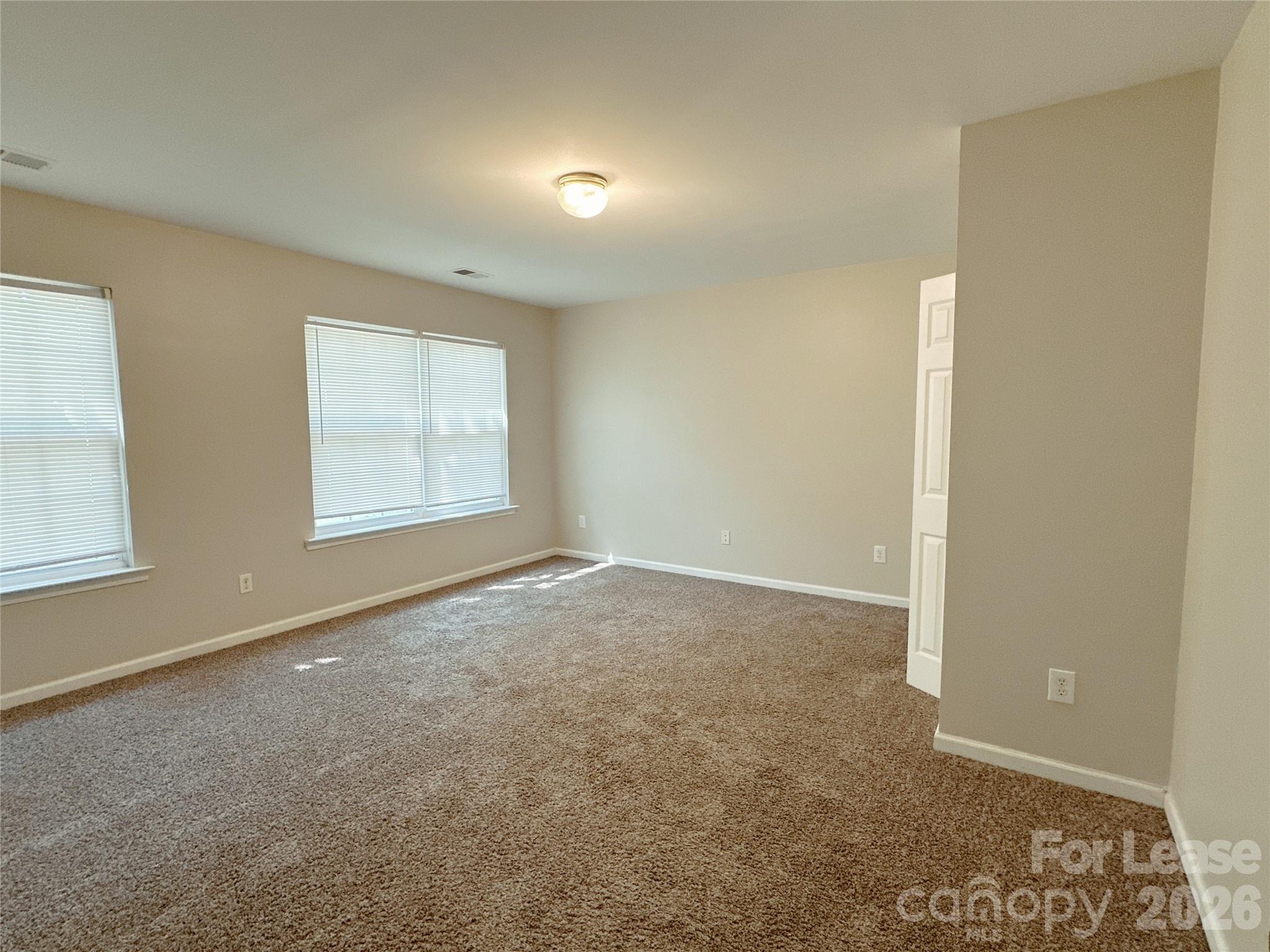 7629 Abigail Glen Drive Property Photo 14