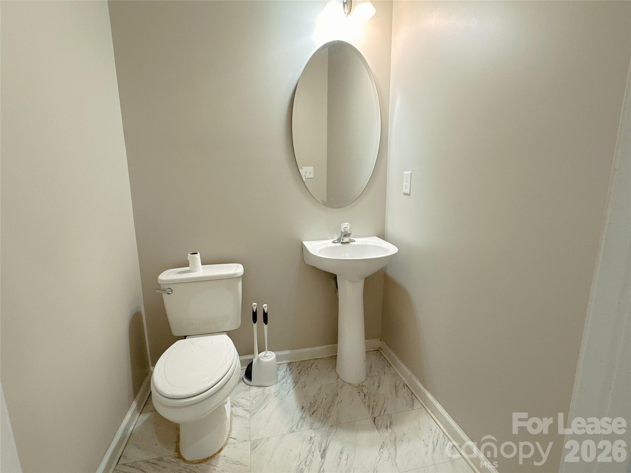 7629 Abigail Glen Drive Property Photo 18