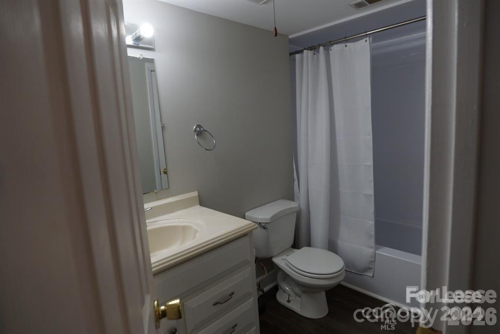 1050 21st Avenue 70 Property Photo 9