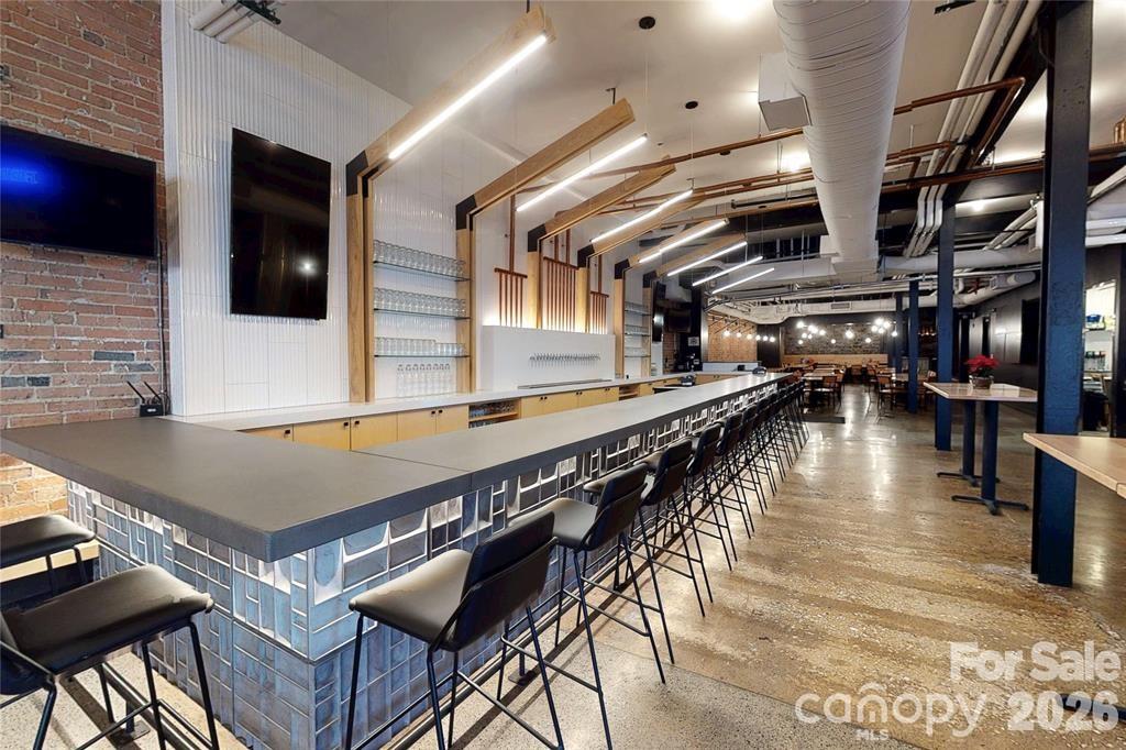 39 Lexington Avenue Property Photo 8