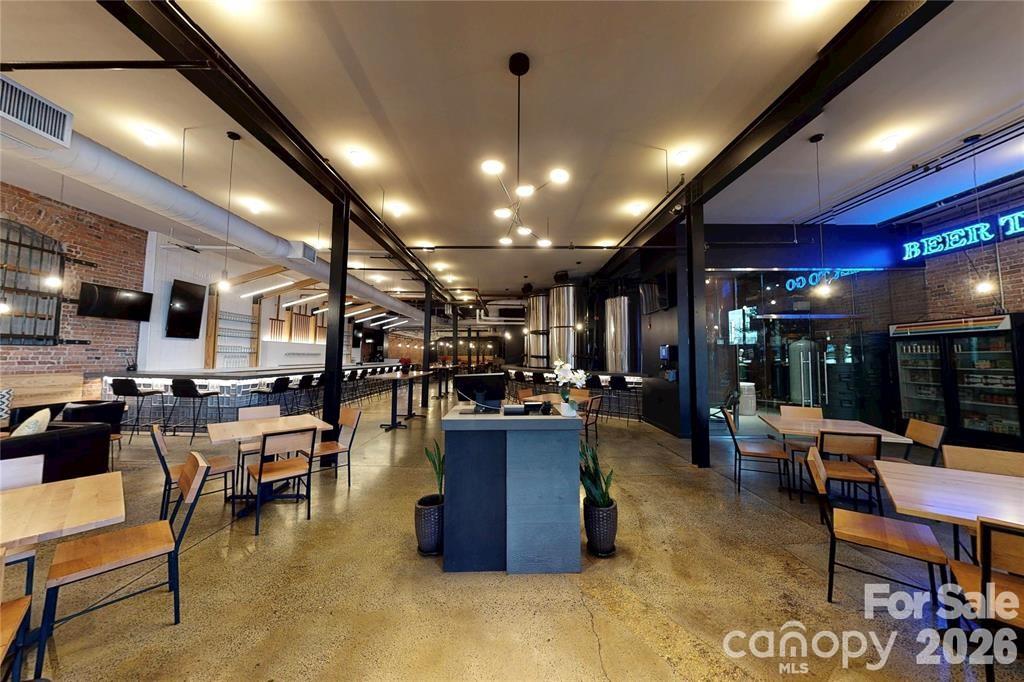 39 Lexington Avenue Property Photo 9