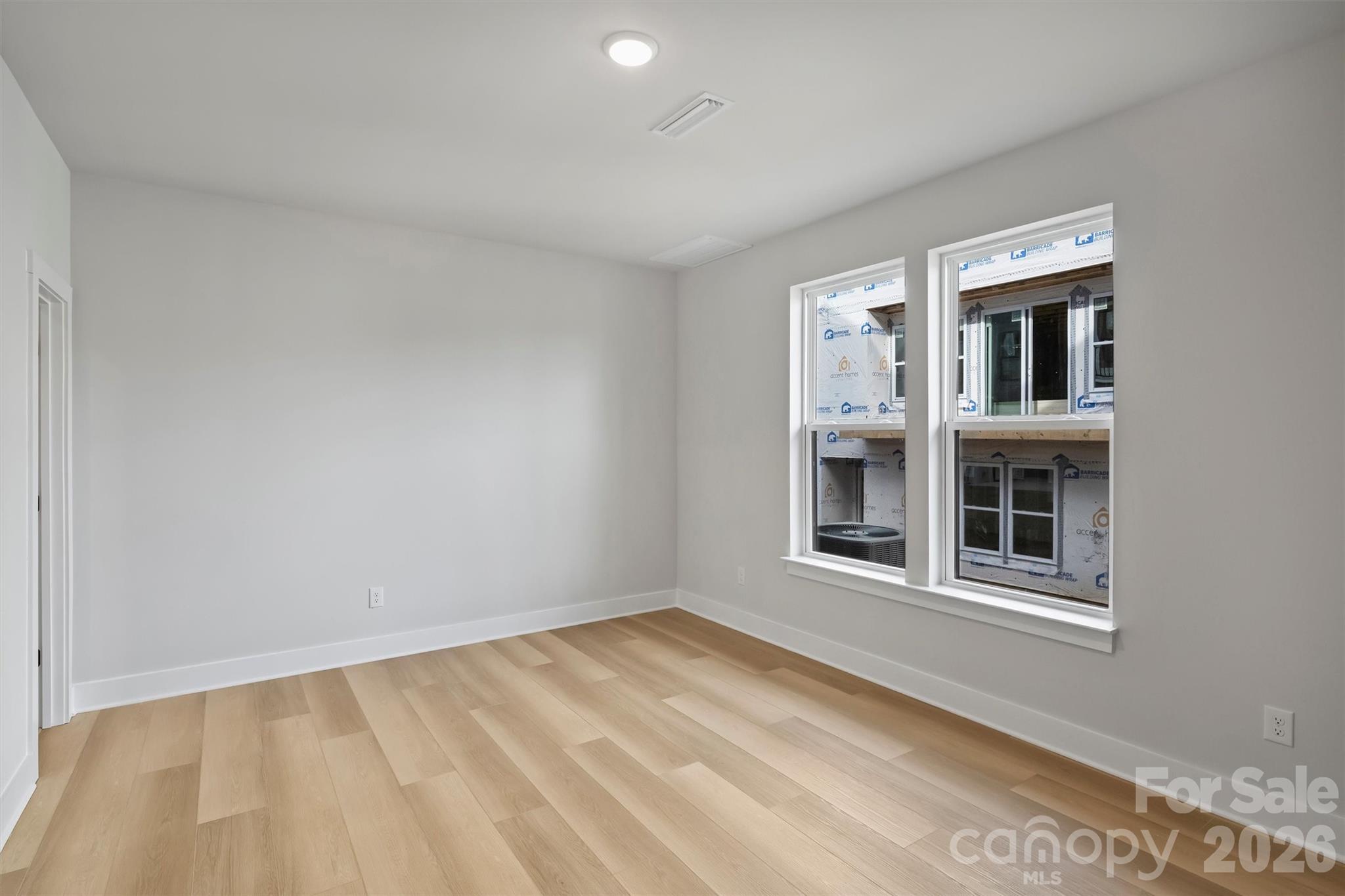8031 Sansom Drive Property Photo 15