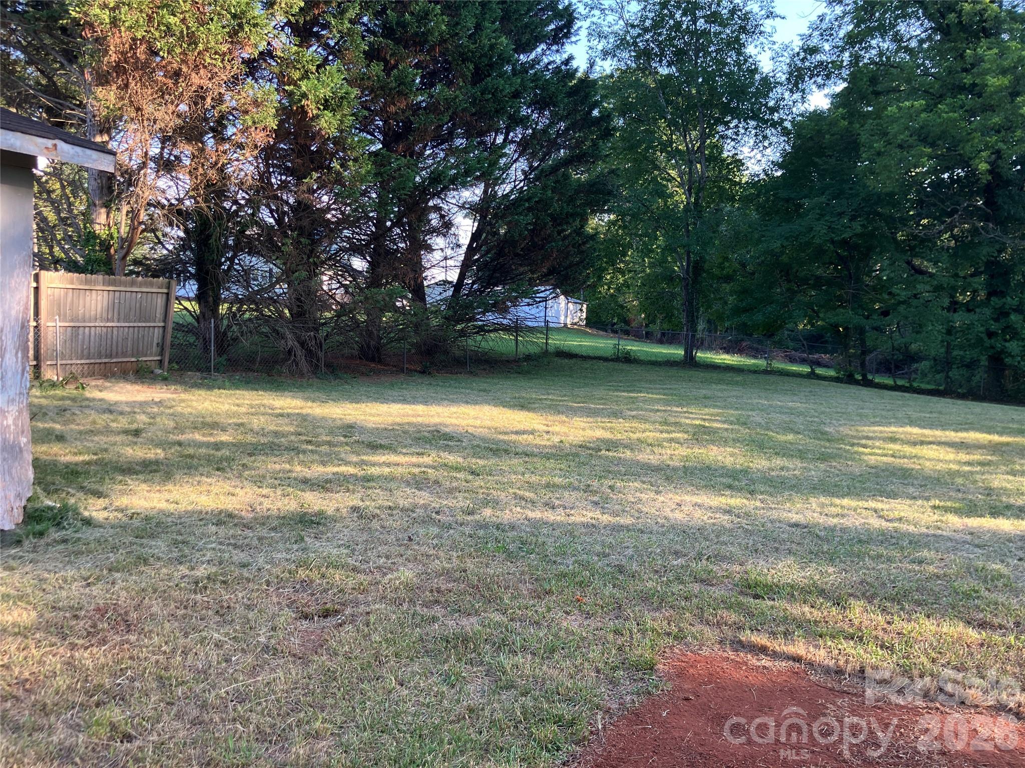 123 Dalehurst Drive Property Photo 2