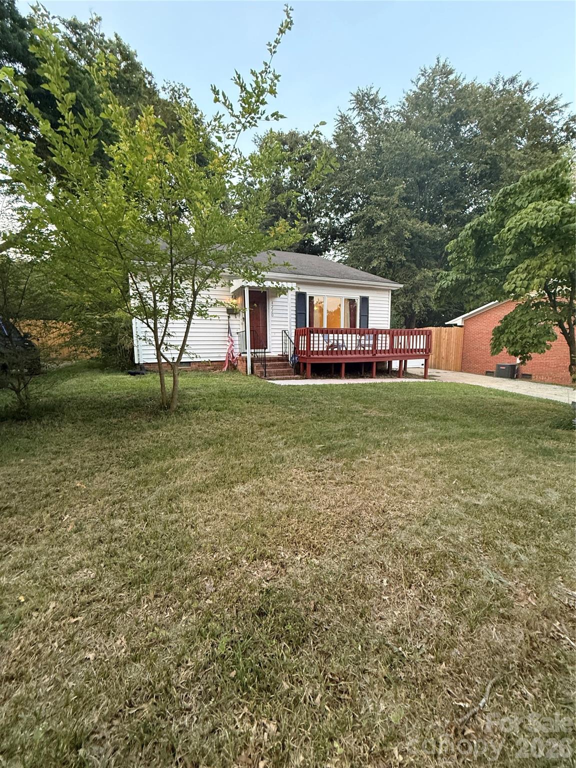 4220 Harvard Avenue Property Photo 3