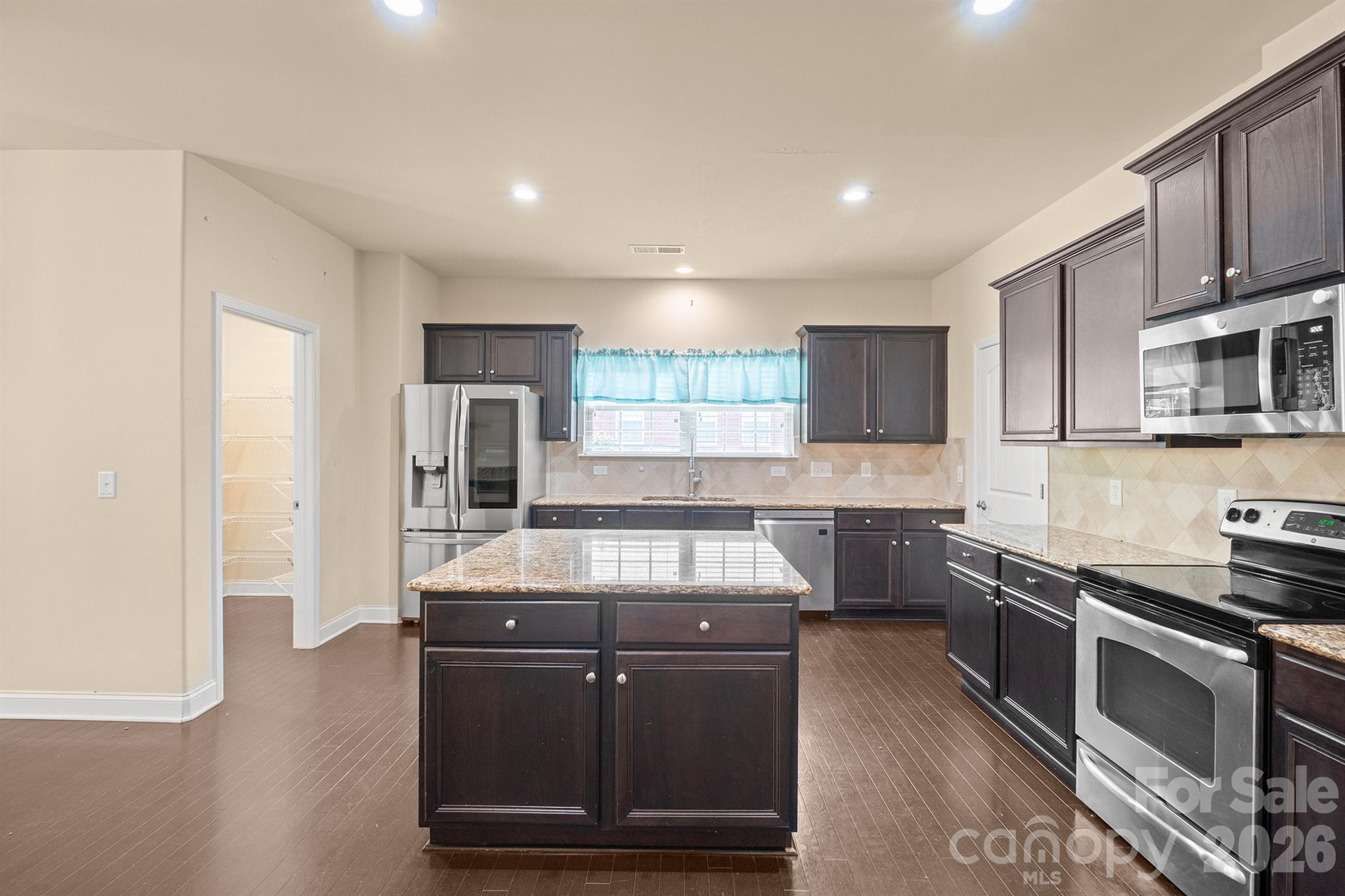 589 Shepherd Road Property Photo 8