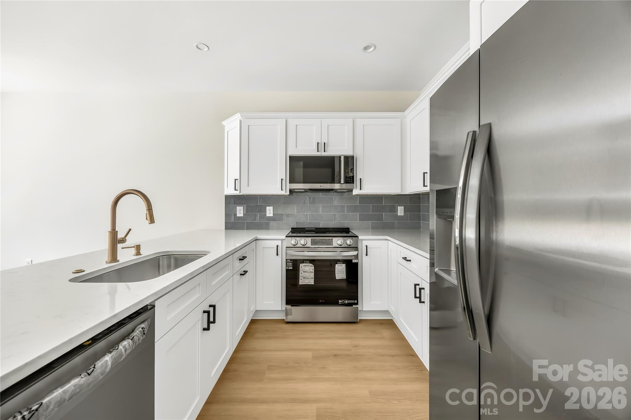 1940 Purser Drive Property Photo 2