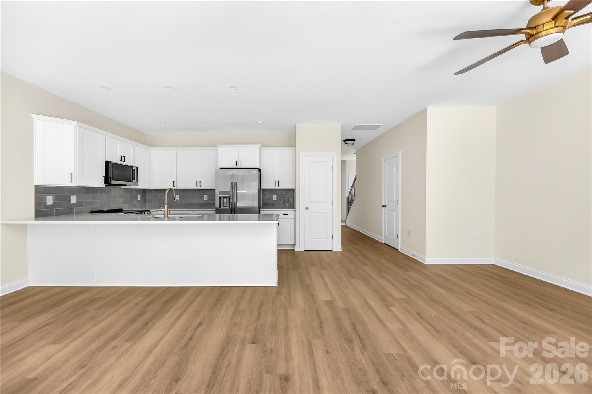1940 Purser Drive Property Photo 6