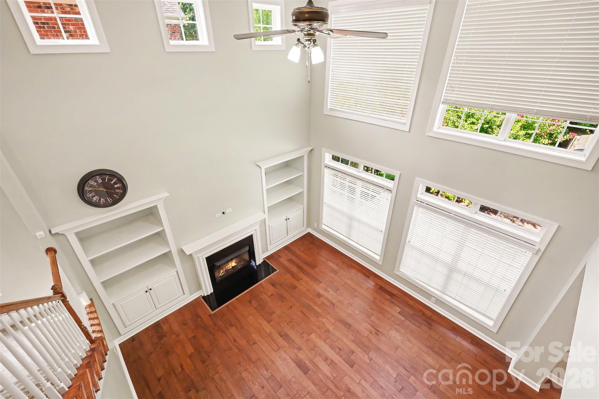 2400 River Oaks Drive Property Photo 7