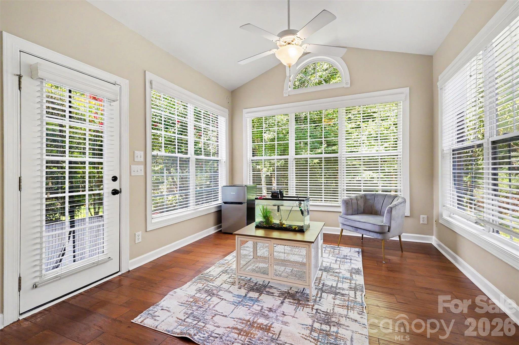 2400 River Oaks Drive Property Photo 16