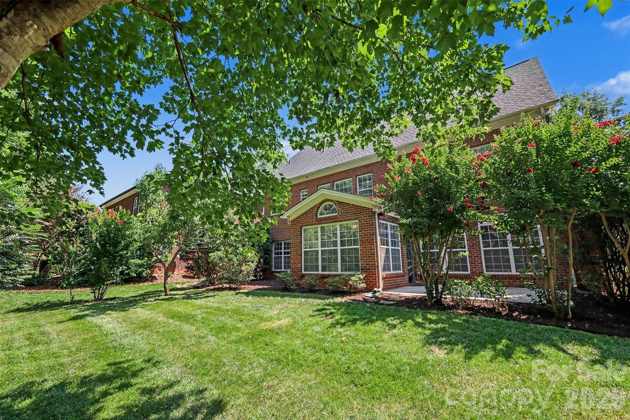 2400 River Oaks Drive Property Photo 38
