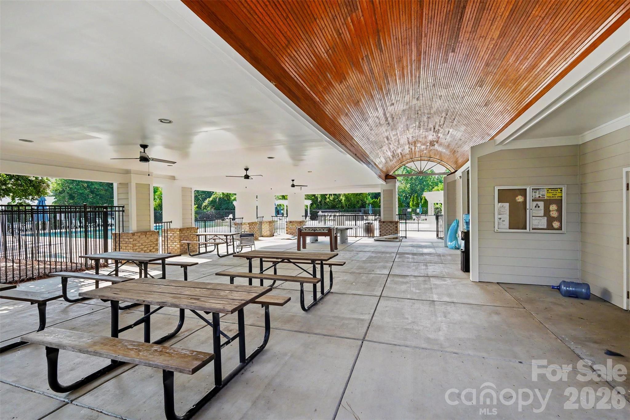 2400 River Oaks Drive Property Photo 44