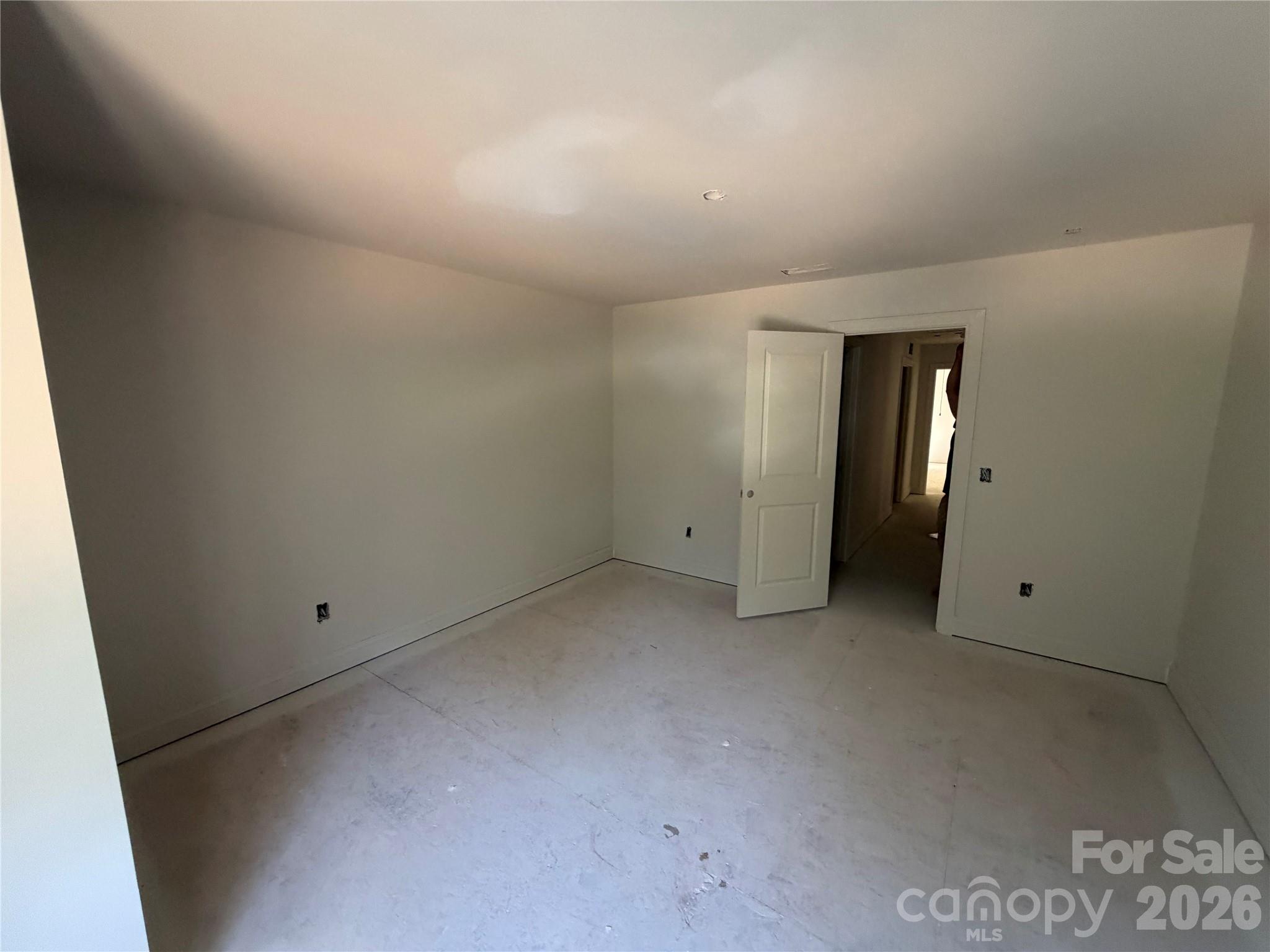 548 Carolyn Lane Property Photo 18