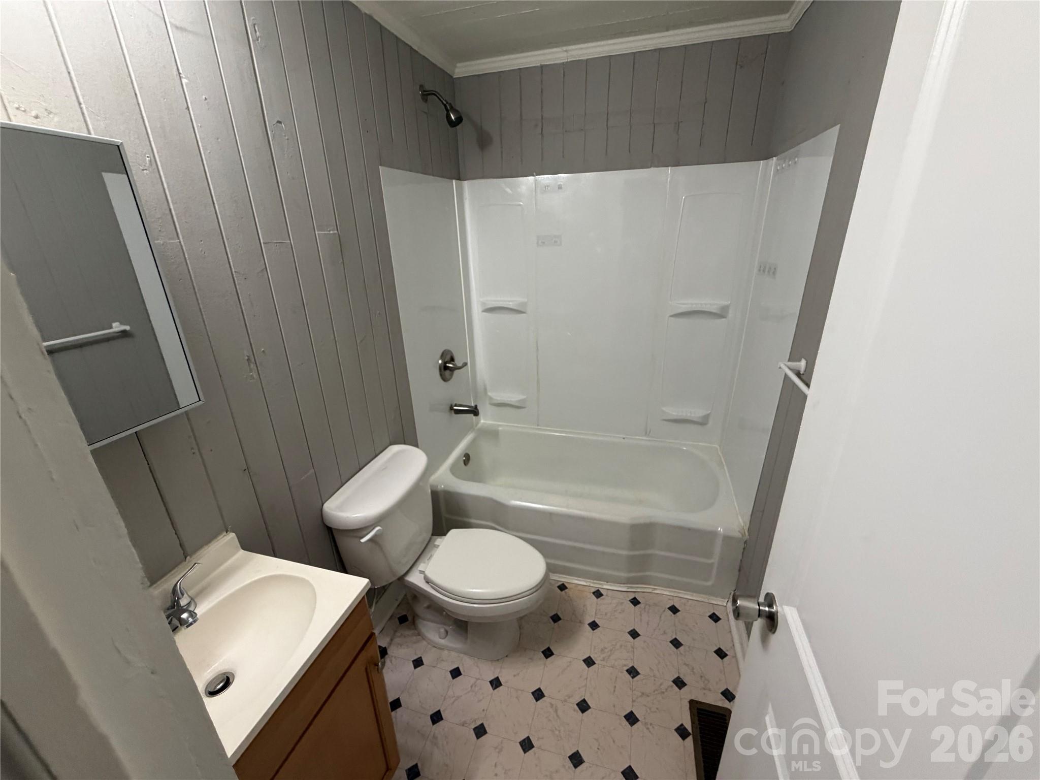 1104 Spann Street Property Photo 10